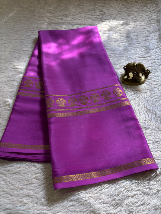 Ashwini : Solid Bright Magenta