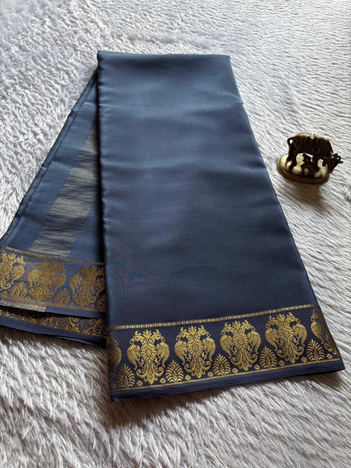 Veera : Solid Slate grey