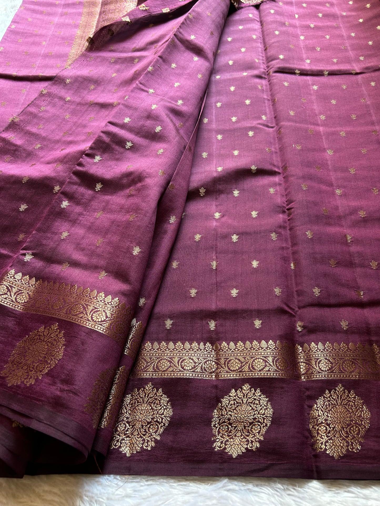 Banarasi Chiniya : Solid Plum