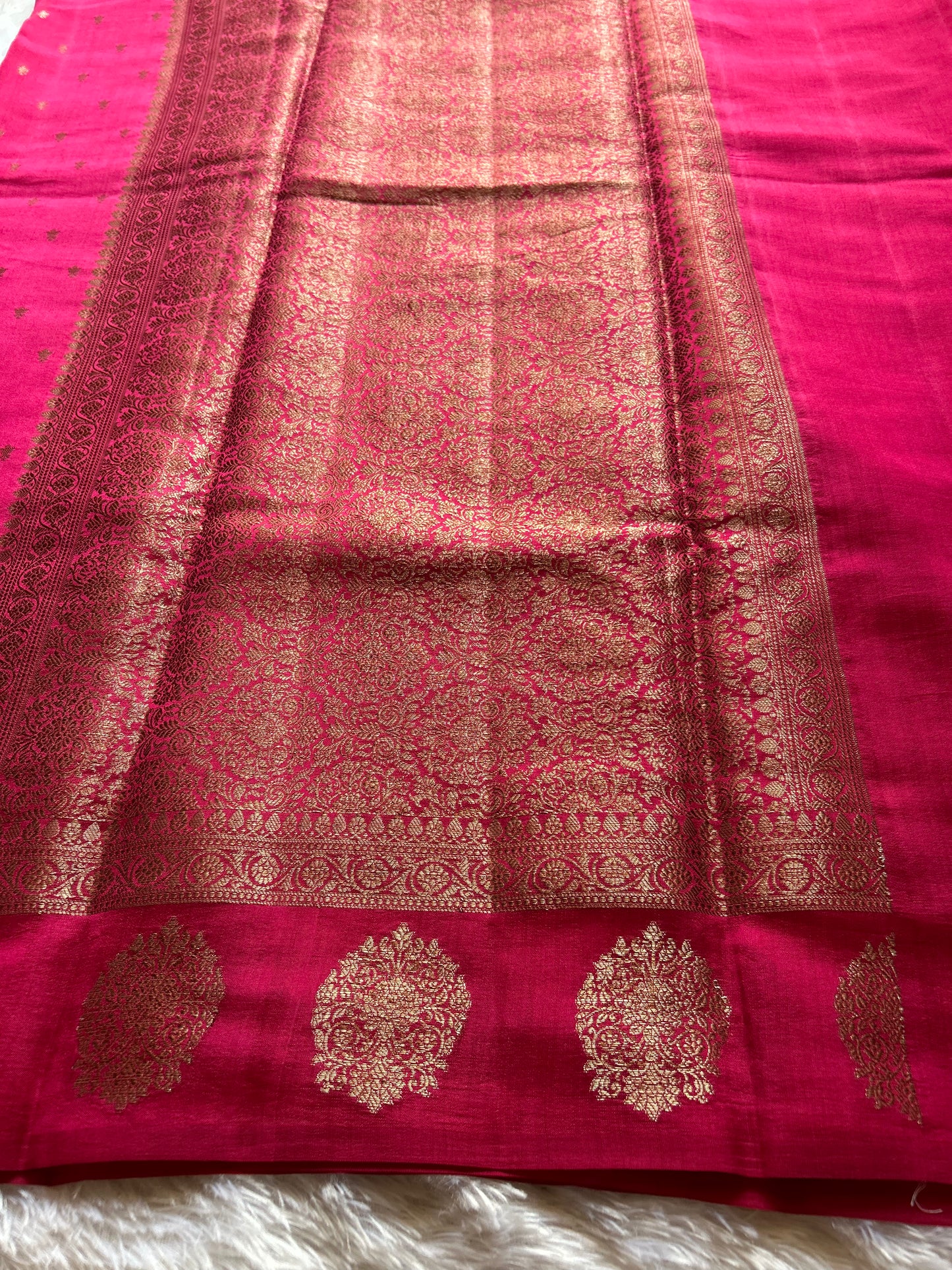 Banarasi Chiniya : Solid pink