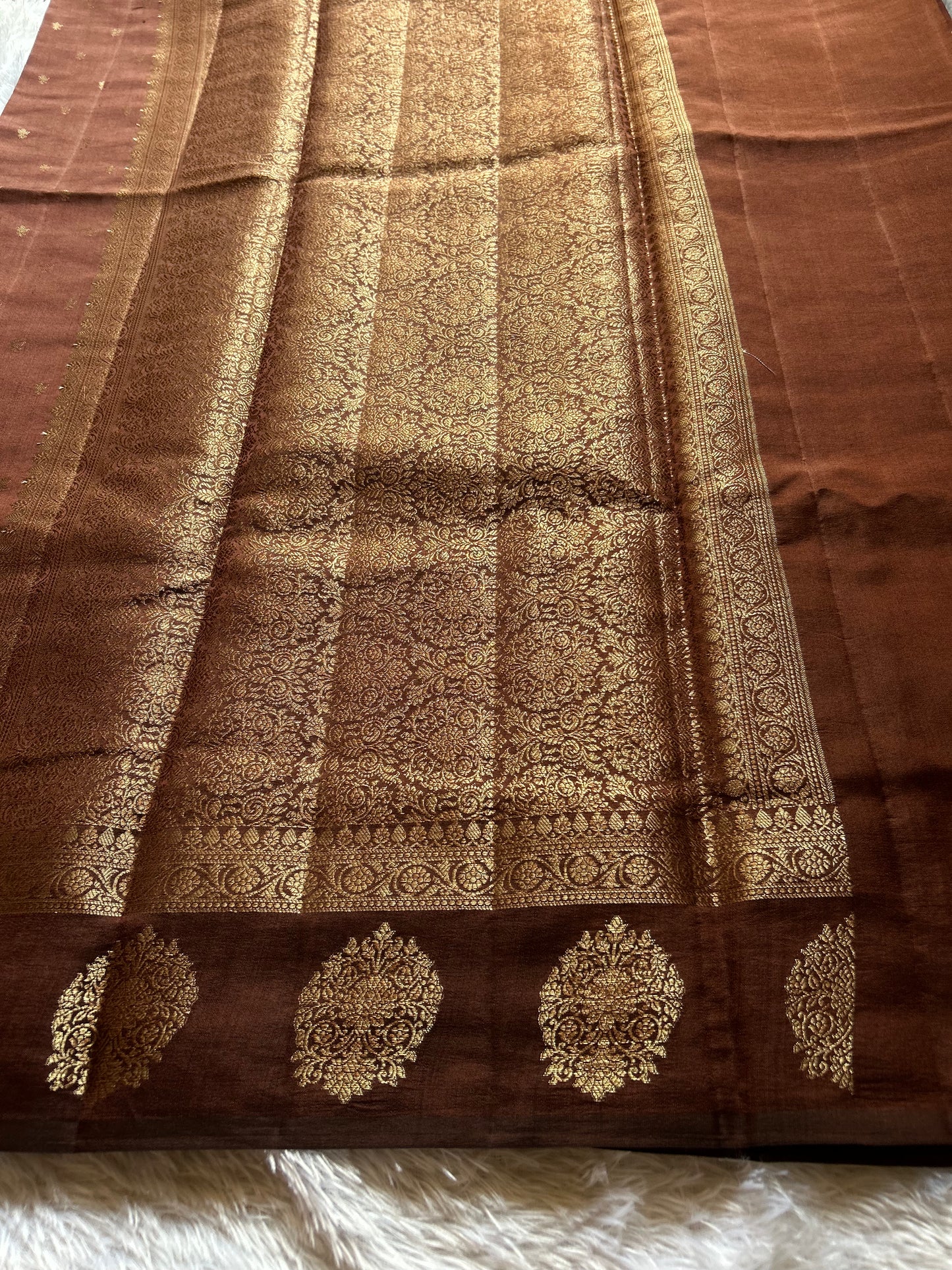 Banarasi Chiniya : Solid Deep brown