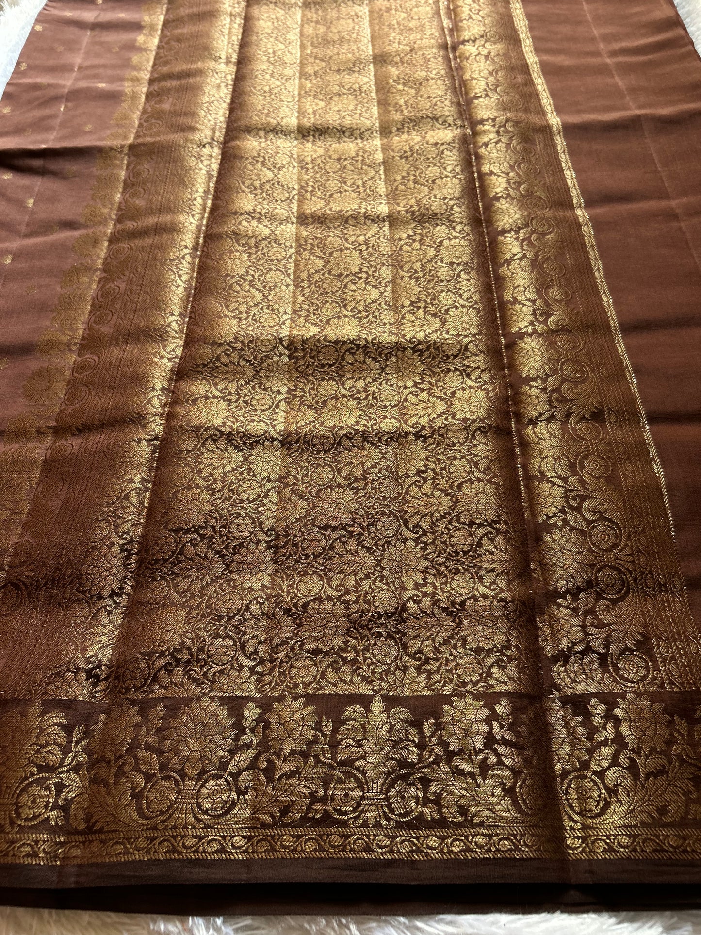 Banarasi Chiniya : Solid Deep brown