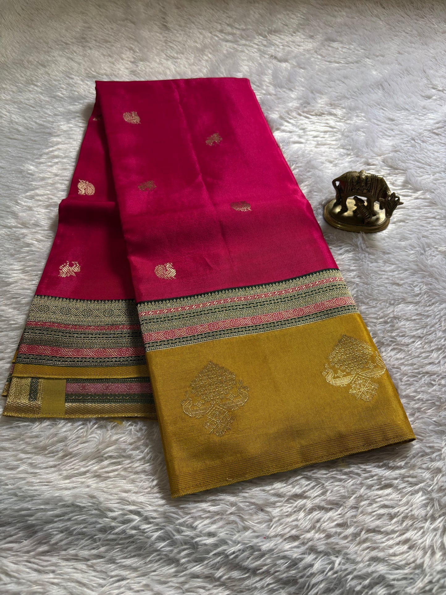 NAL206 (3D) : Rani pink-green-mustard yellow
