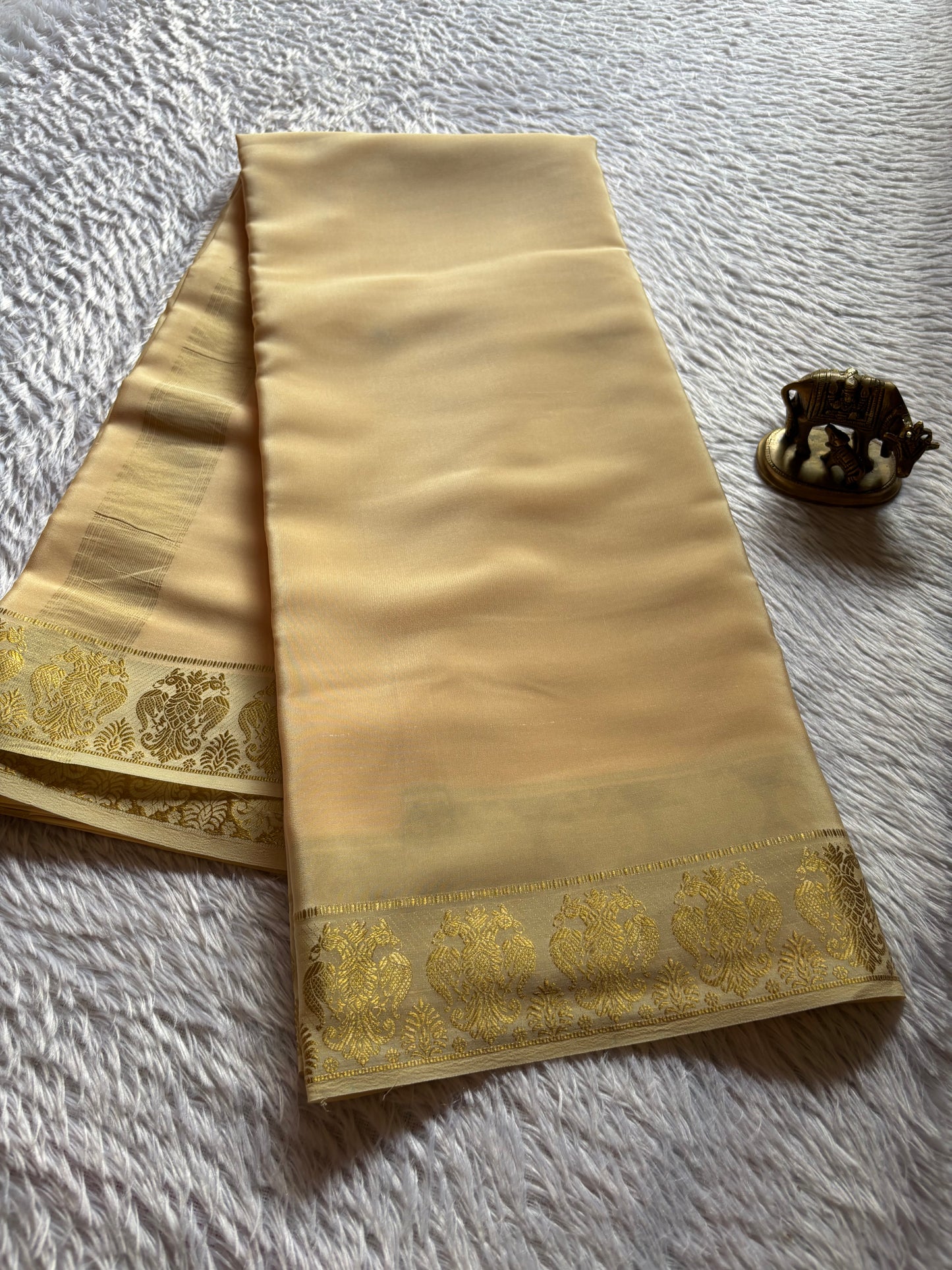 Veera : Solid Creamy ivory