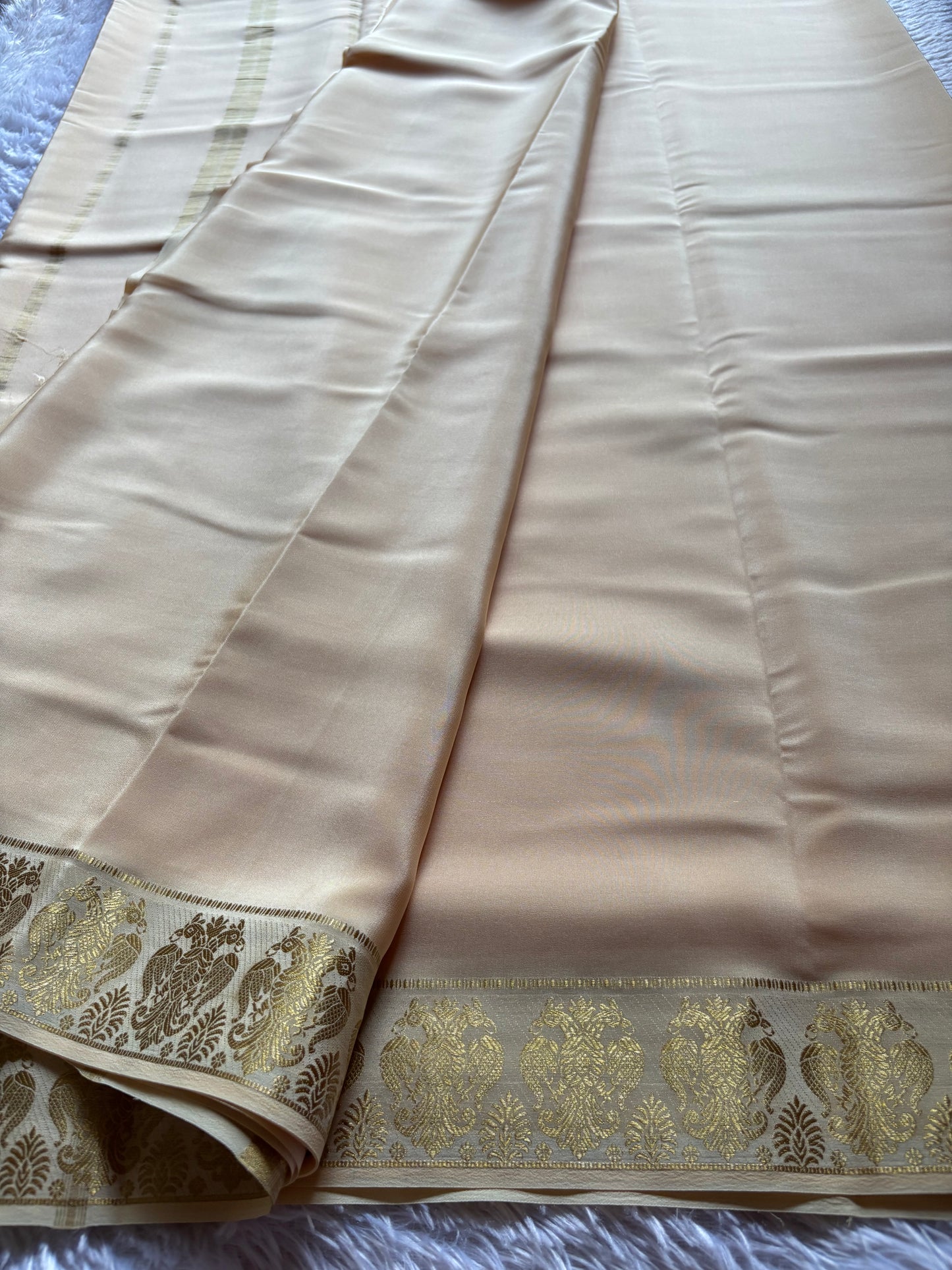 Veera : Solid Creamy ivory