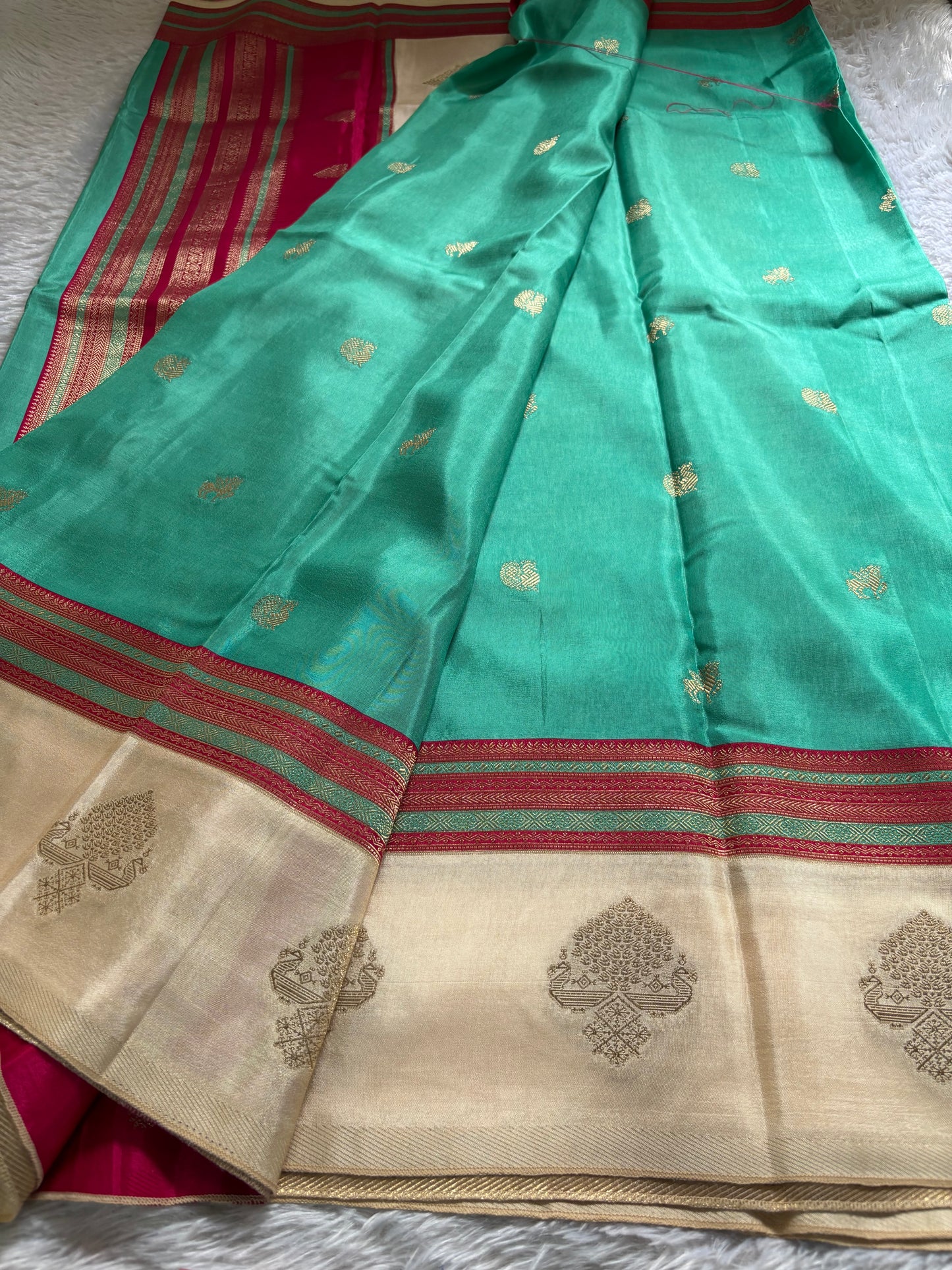 NAL206 (3D) : Sea green-pink-off white