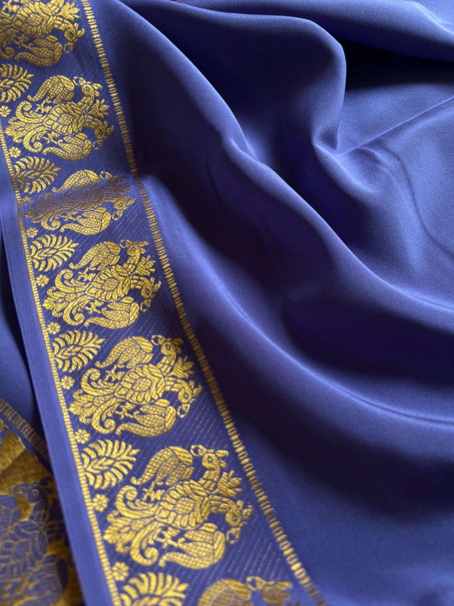 Veera : Solid Royal indigo