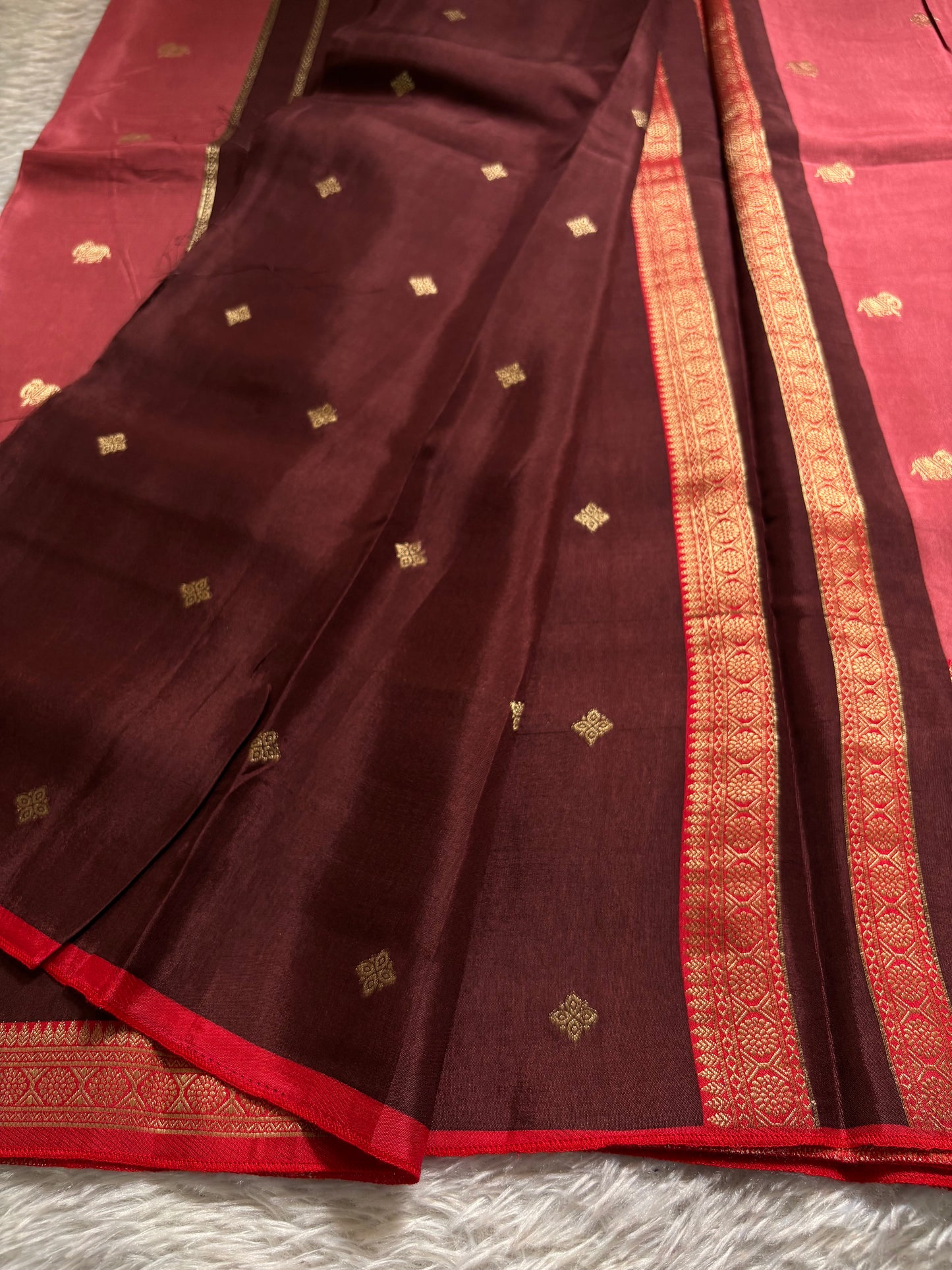 NAL207 (3D) : Dusty rose pink-chocolate brown-red