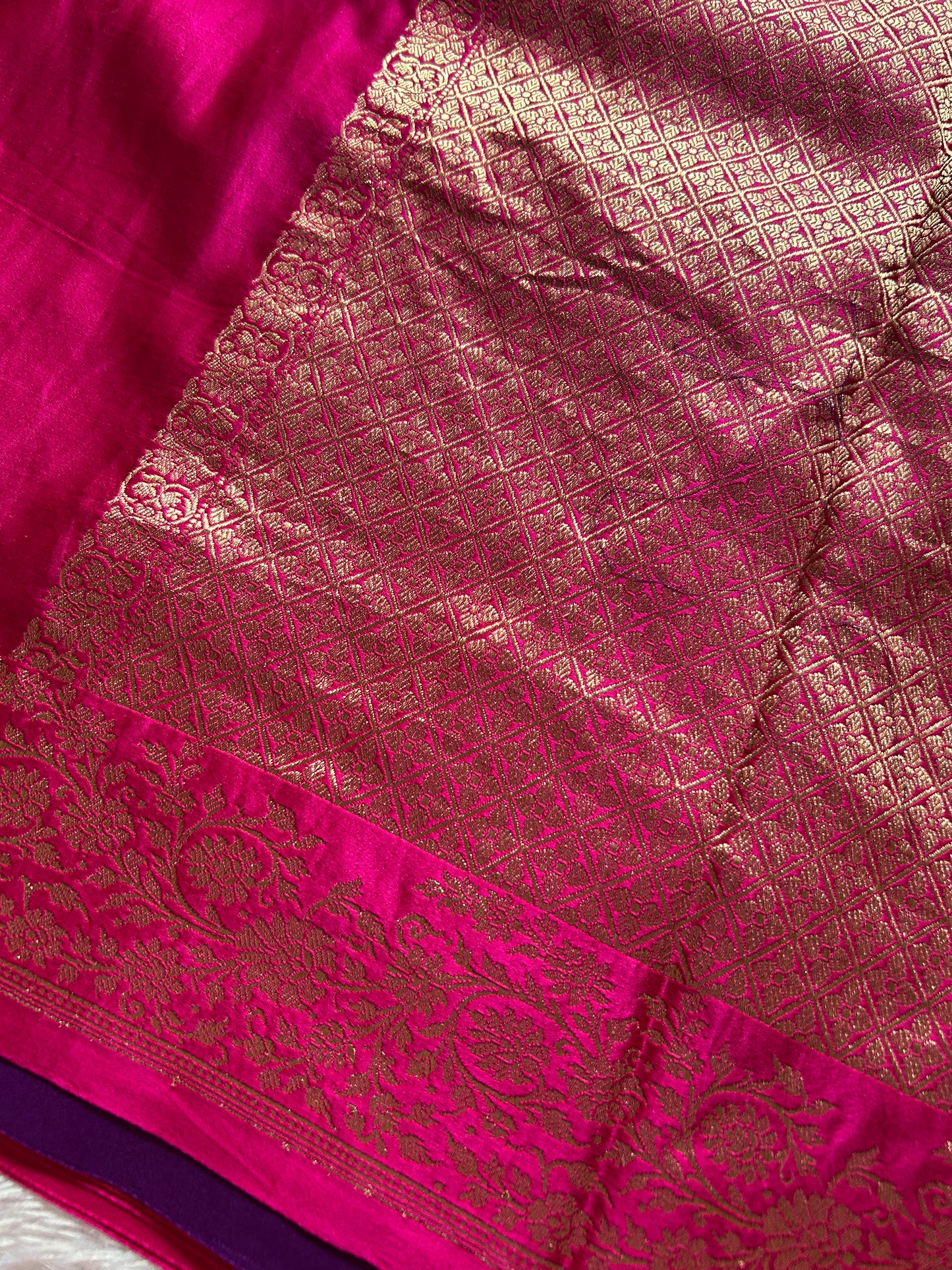 Madhubala : Solid Pink