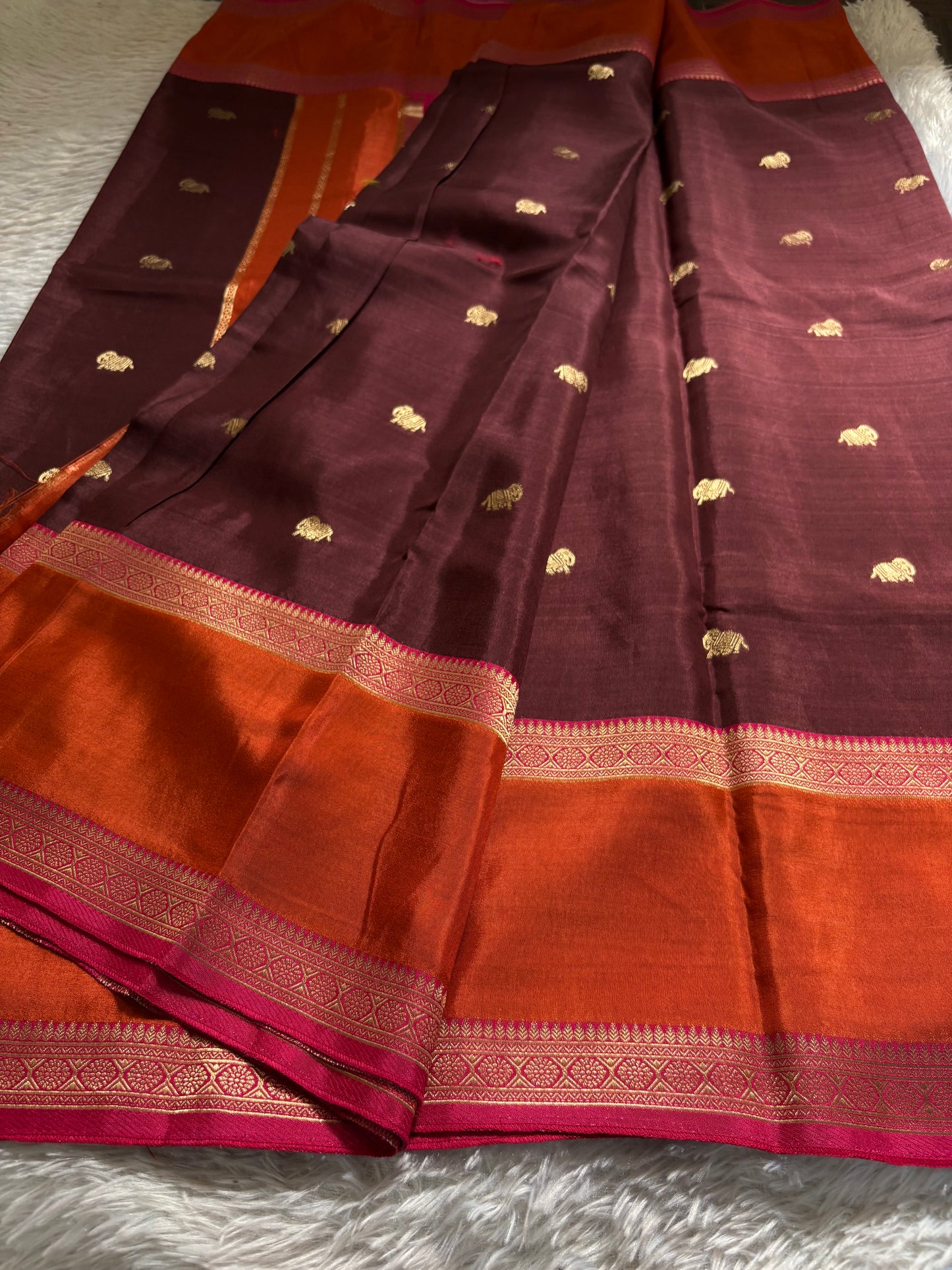 NAL207 (3D) : Chocolate brown-rust orange-pink