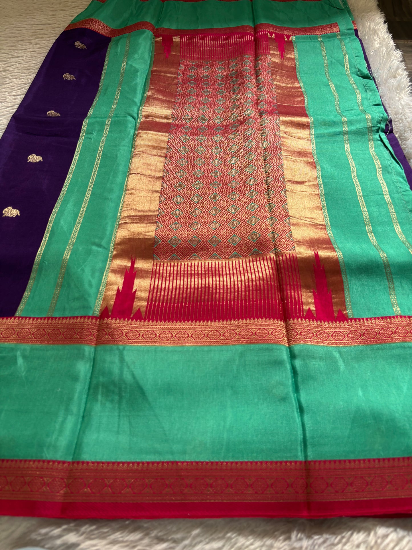 NAL207 (3D) : Purple-sea green-pink