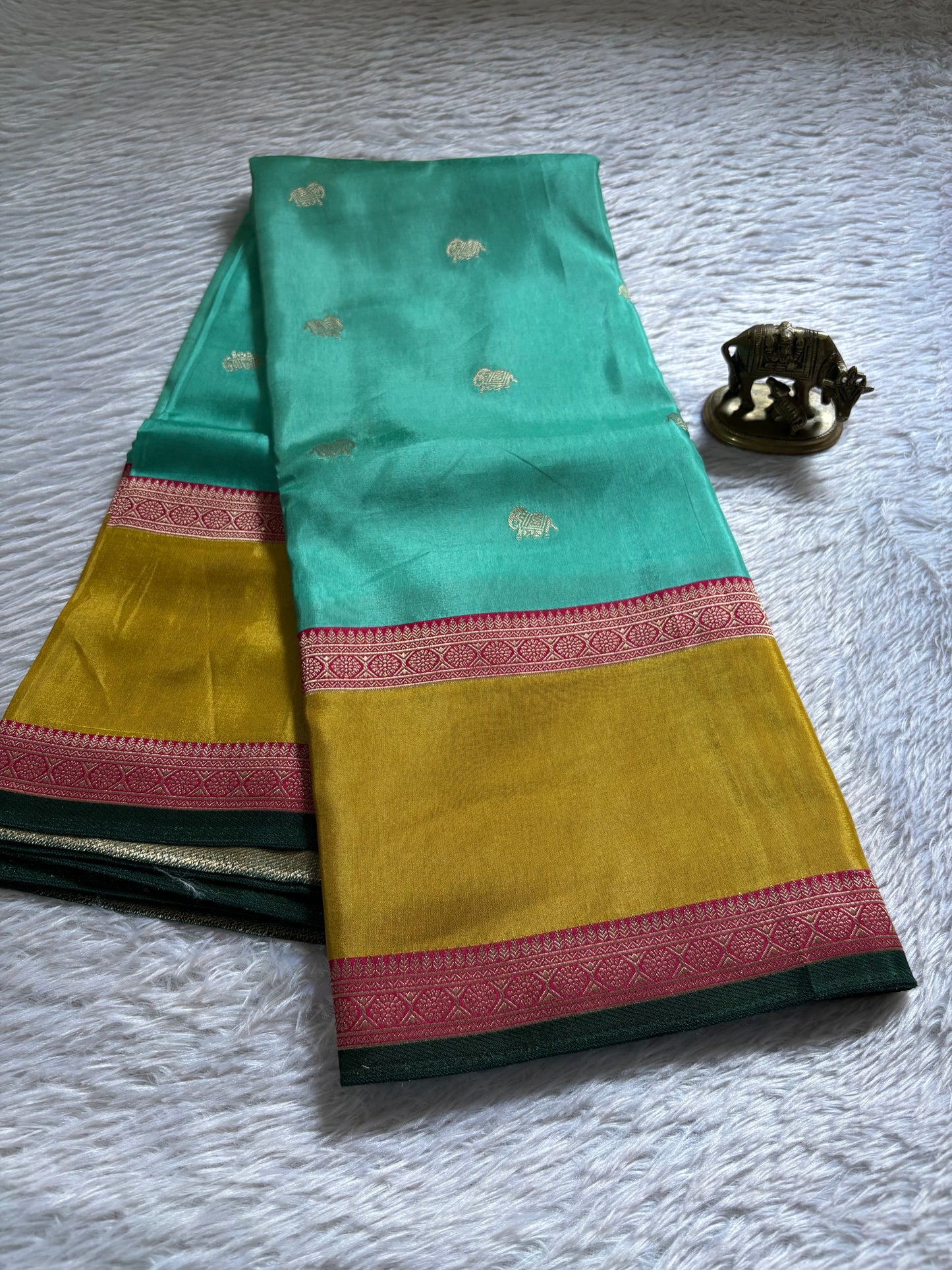 NAL207 (3D) : Sea green-mustard yellow-pink