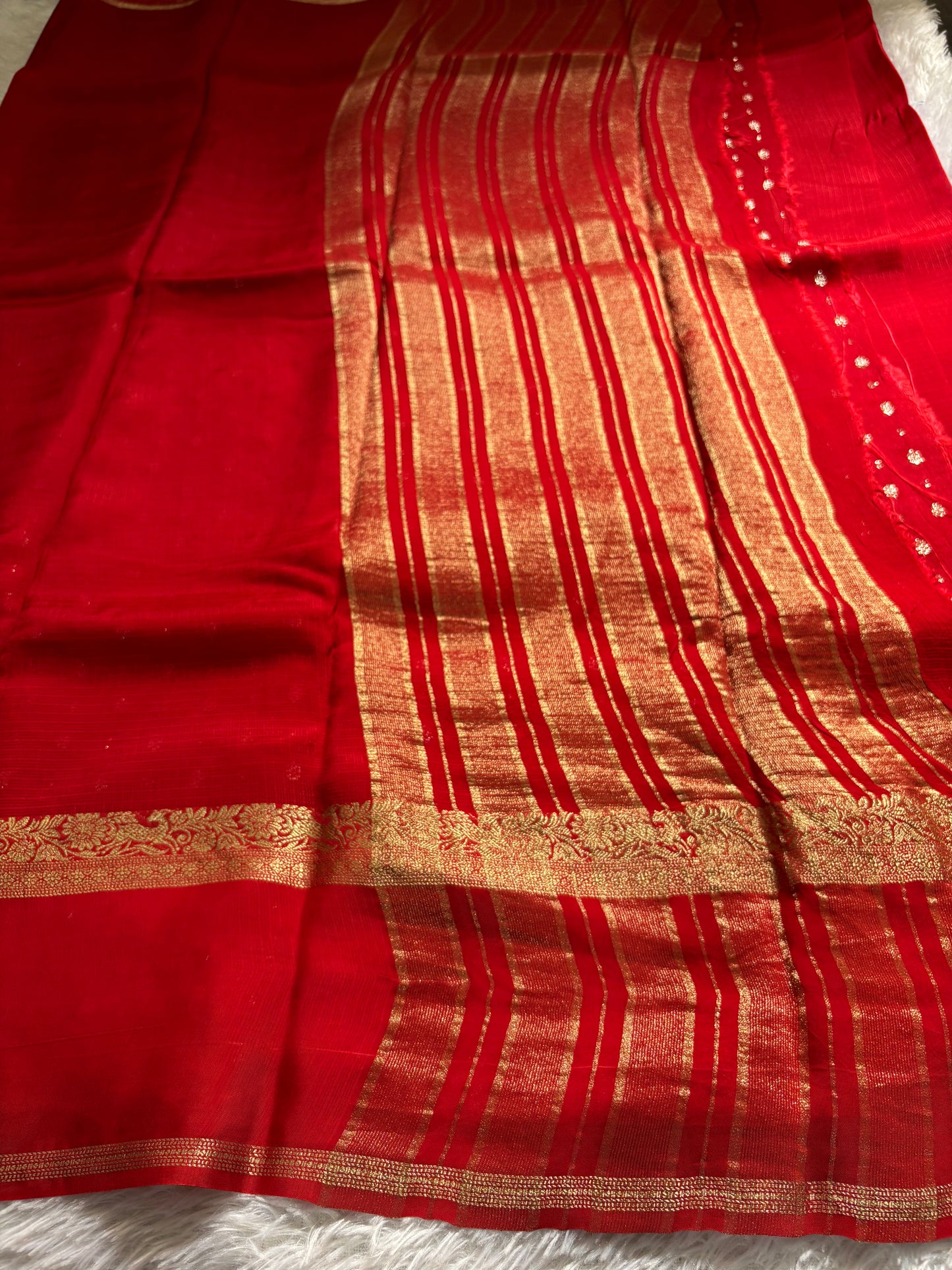 NAL208 : Solid Red