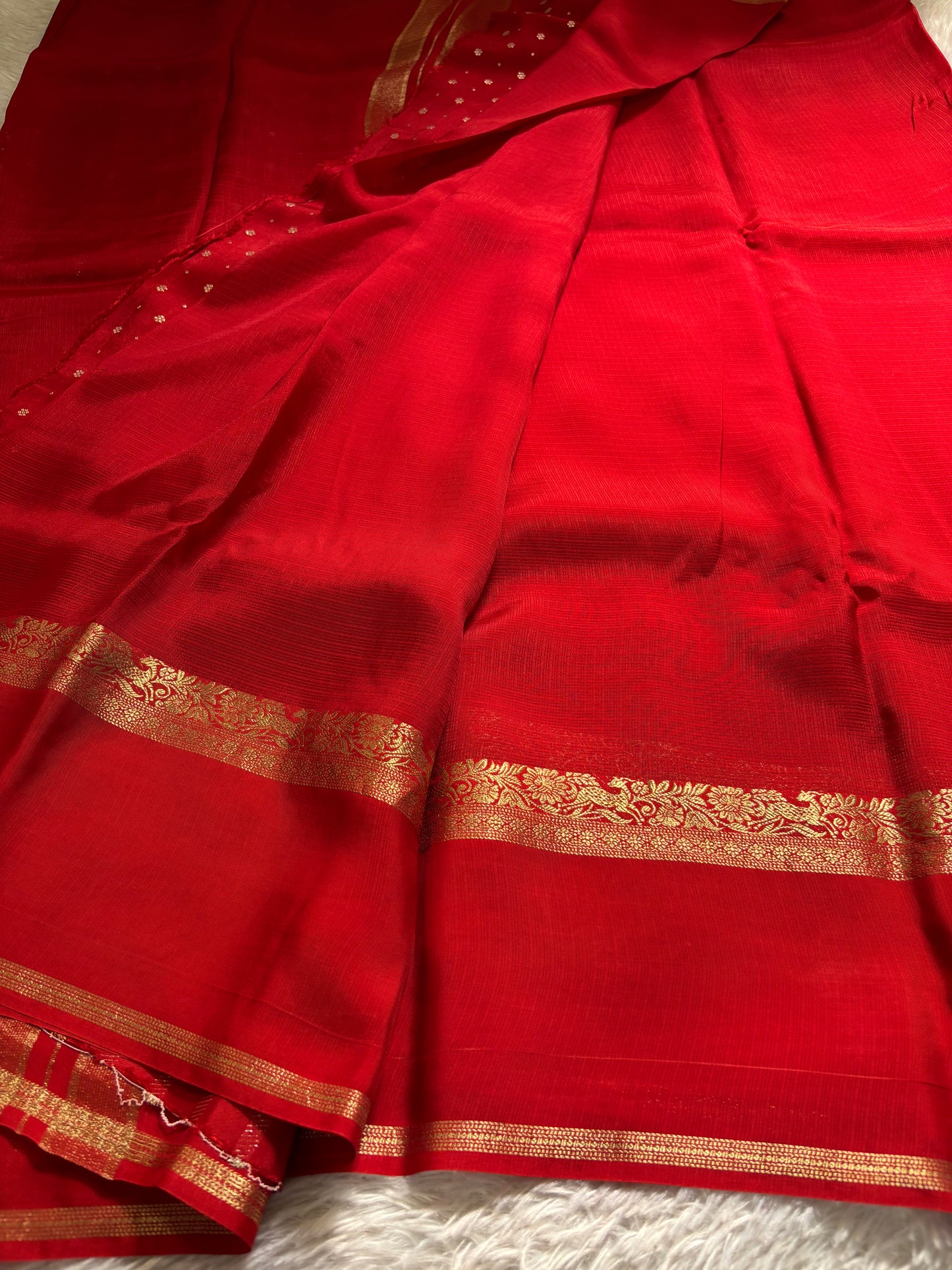 NAL208 : Solid Red