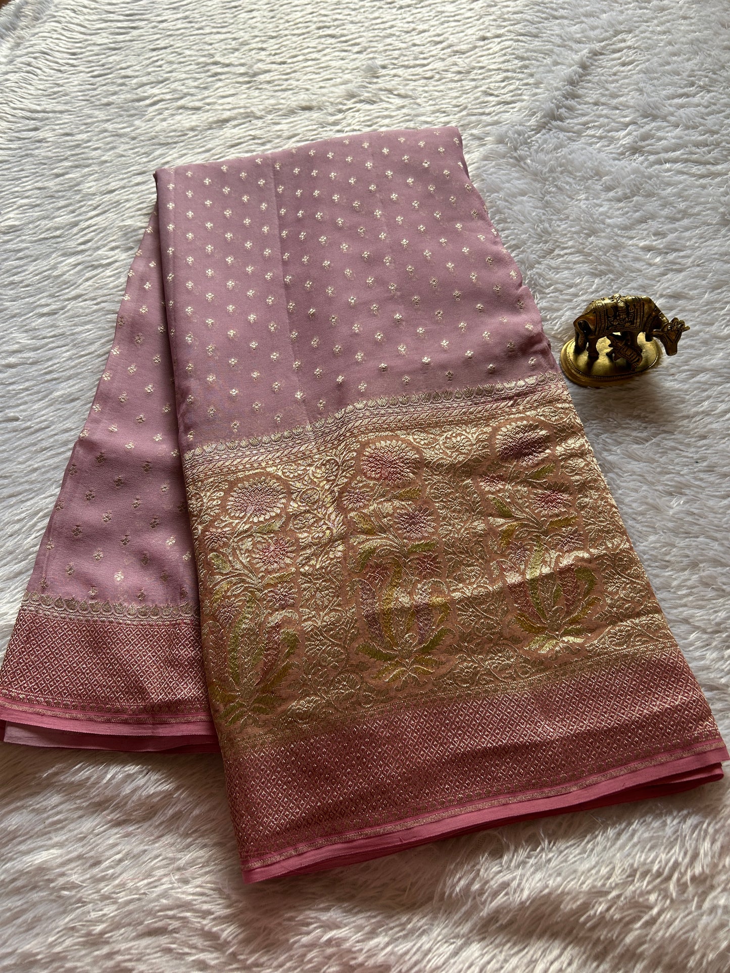 Pure Chiffon Georgette (2D) : Light lavender-blush pink