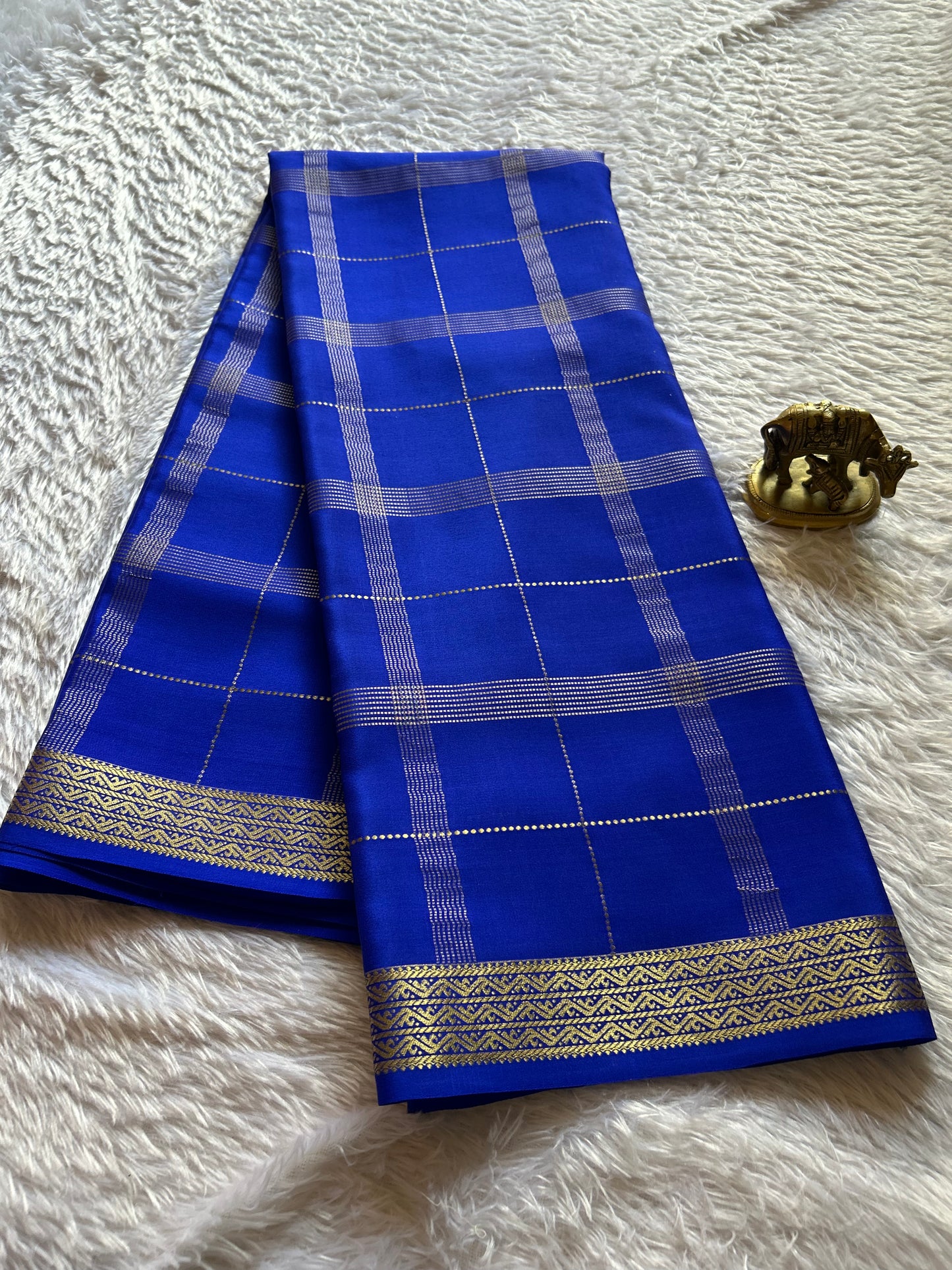 Suvarna : Solid Royal blue