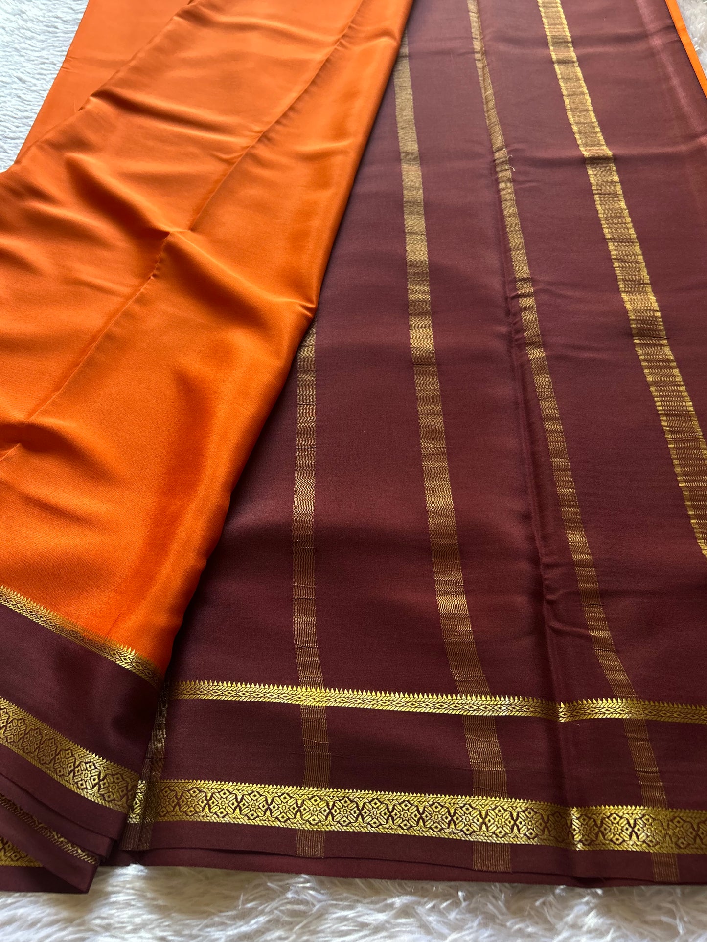 Kalyani (2D) : orange-chocolate brown