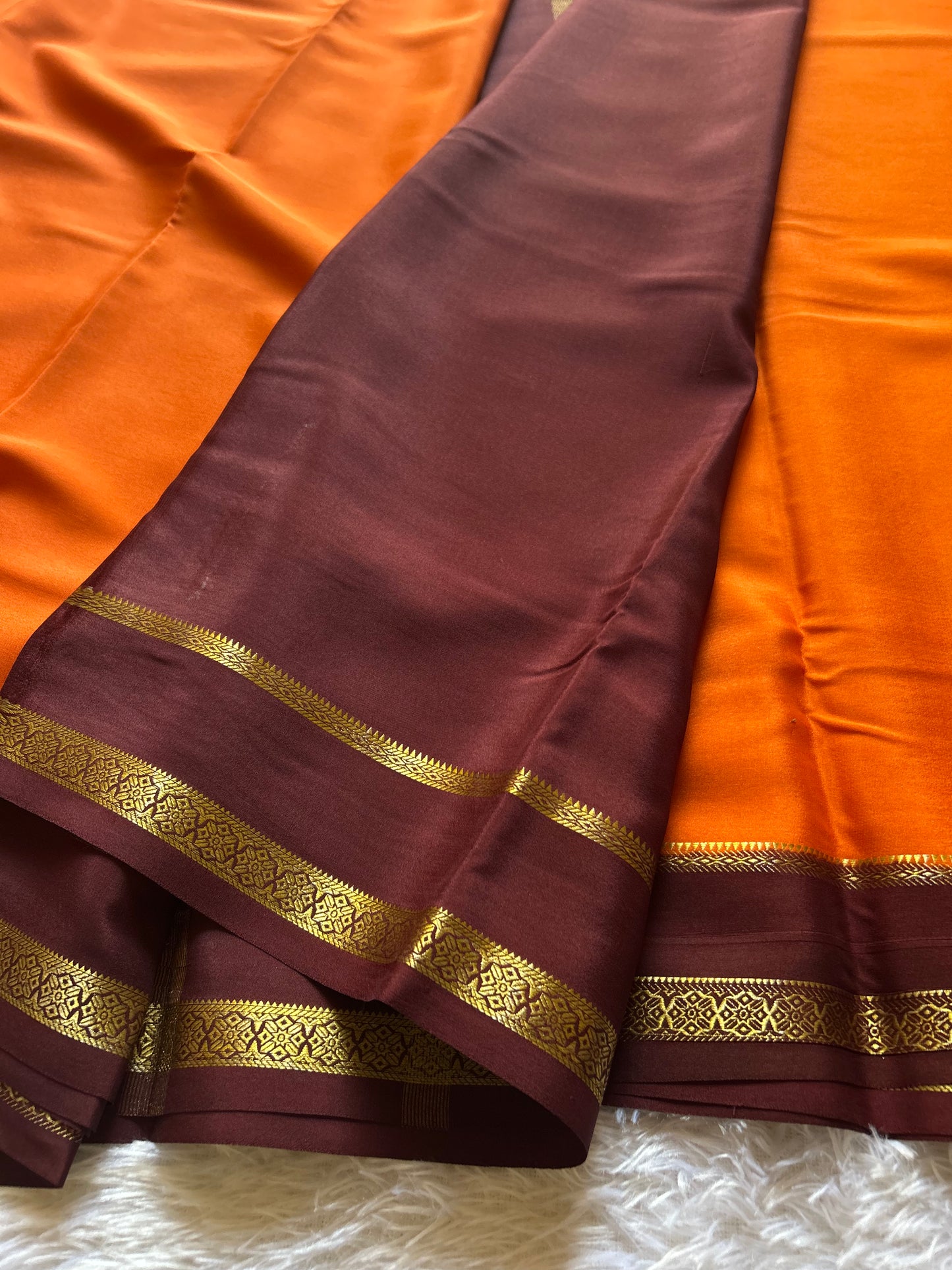 Kalyani (2D) : orange-chocolate brown