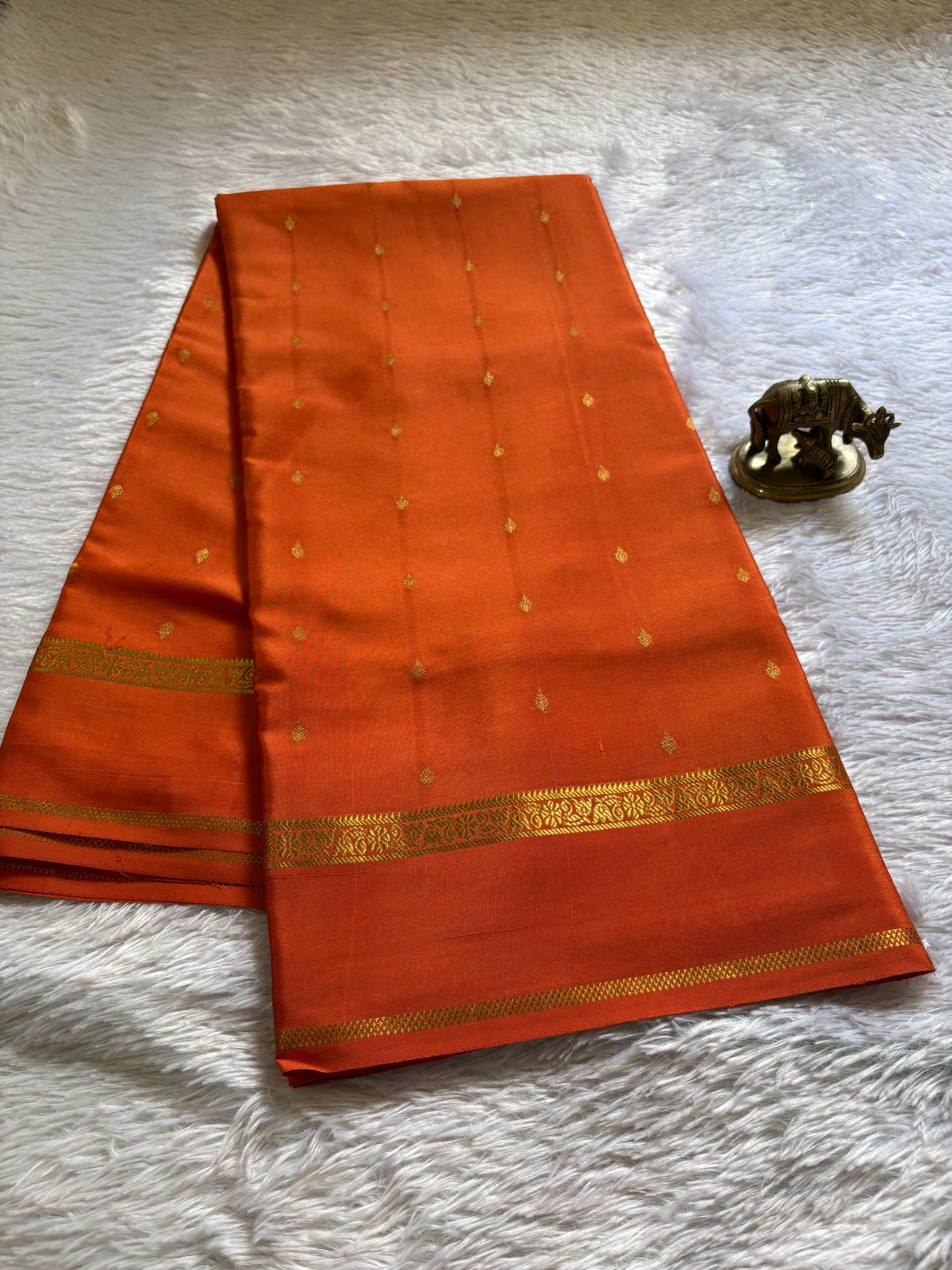 Avani : Solid Orange