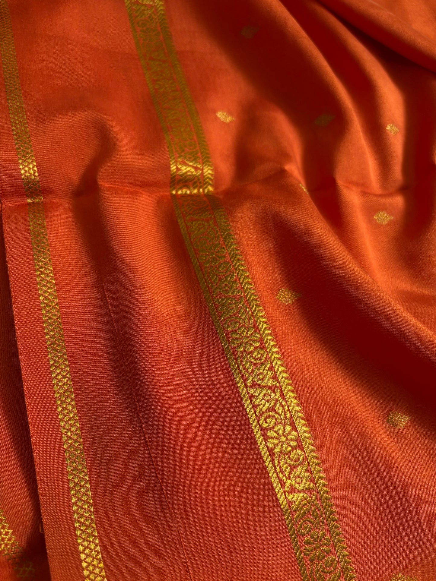 Avani : Solid Orange