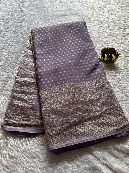 Myra : Solid Light lavender