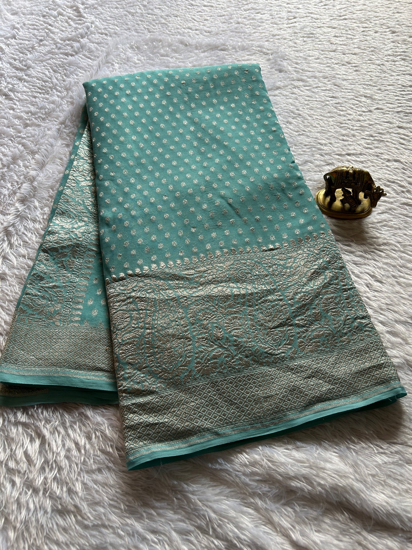 Myra : Solid Powder blue