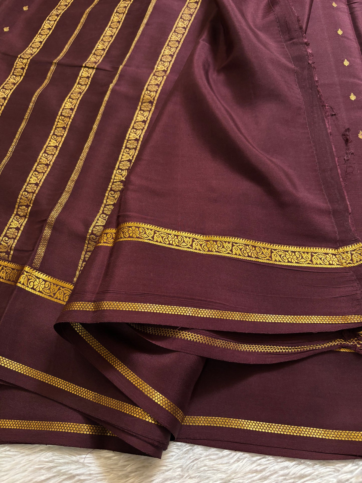 Avani : Solid Chocolate brown