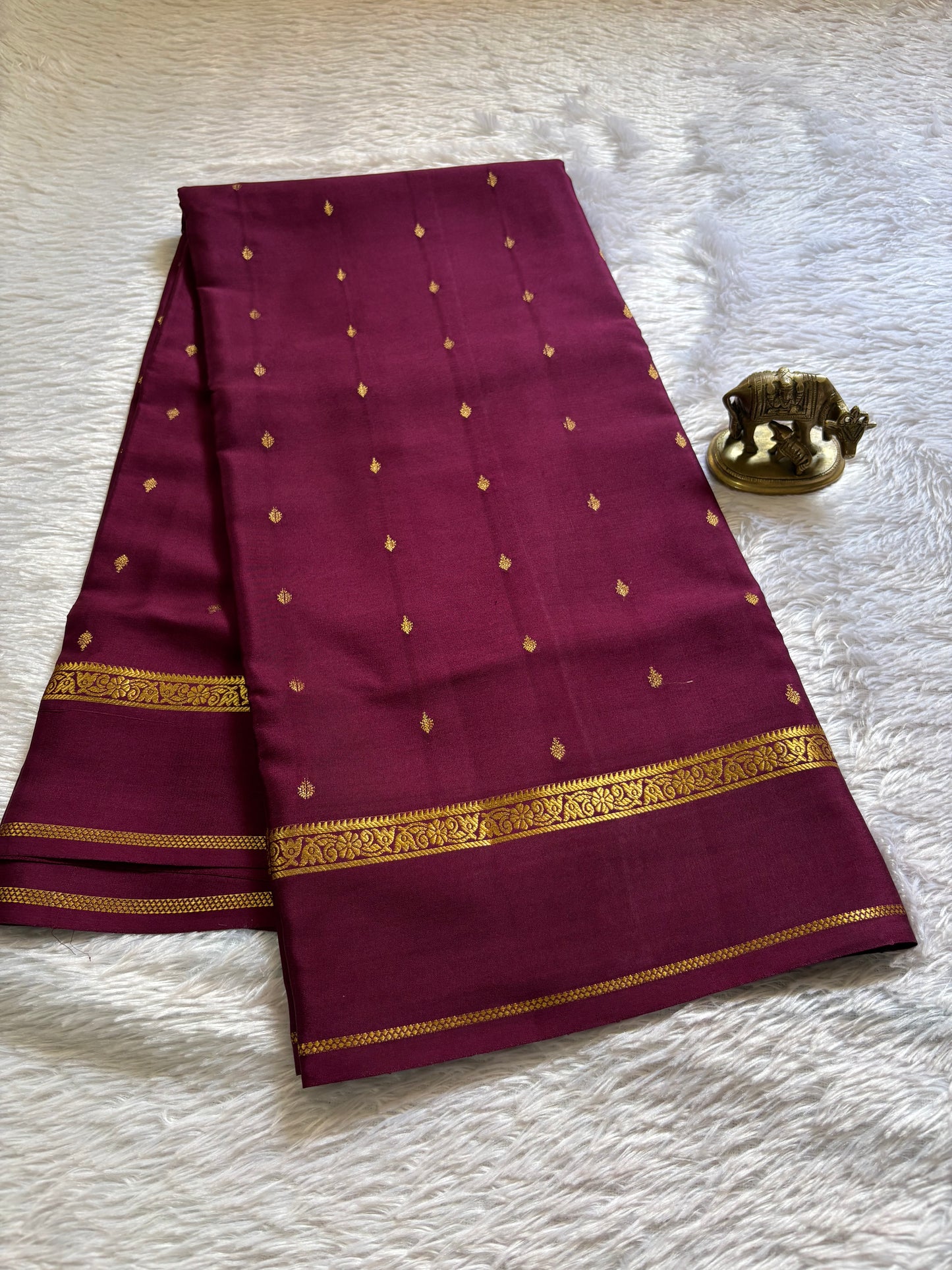 Avani : Solid Wine