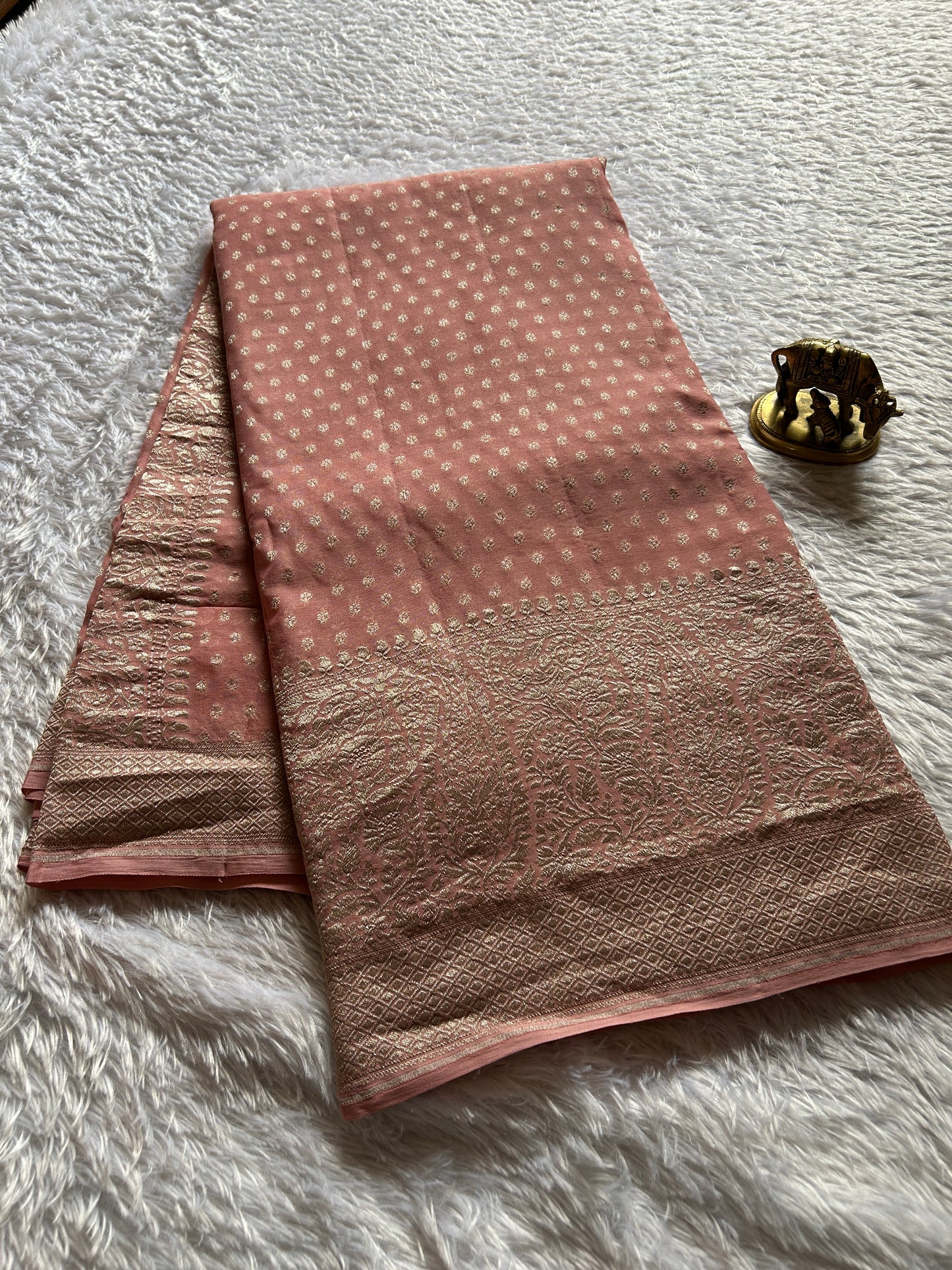 Myra : Solid Pastel peach