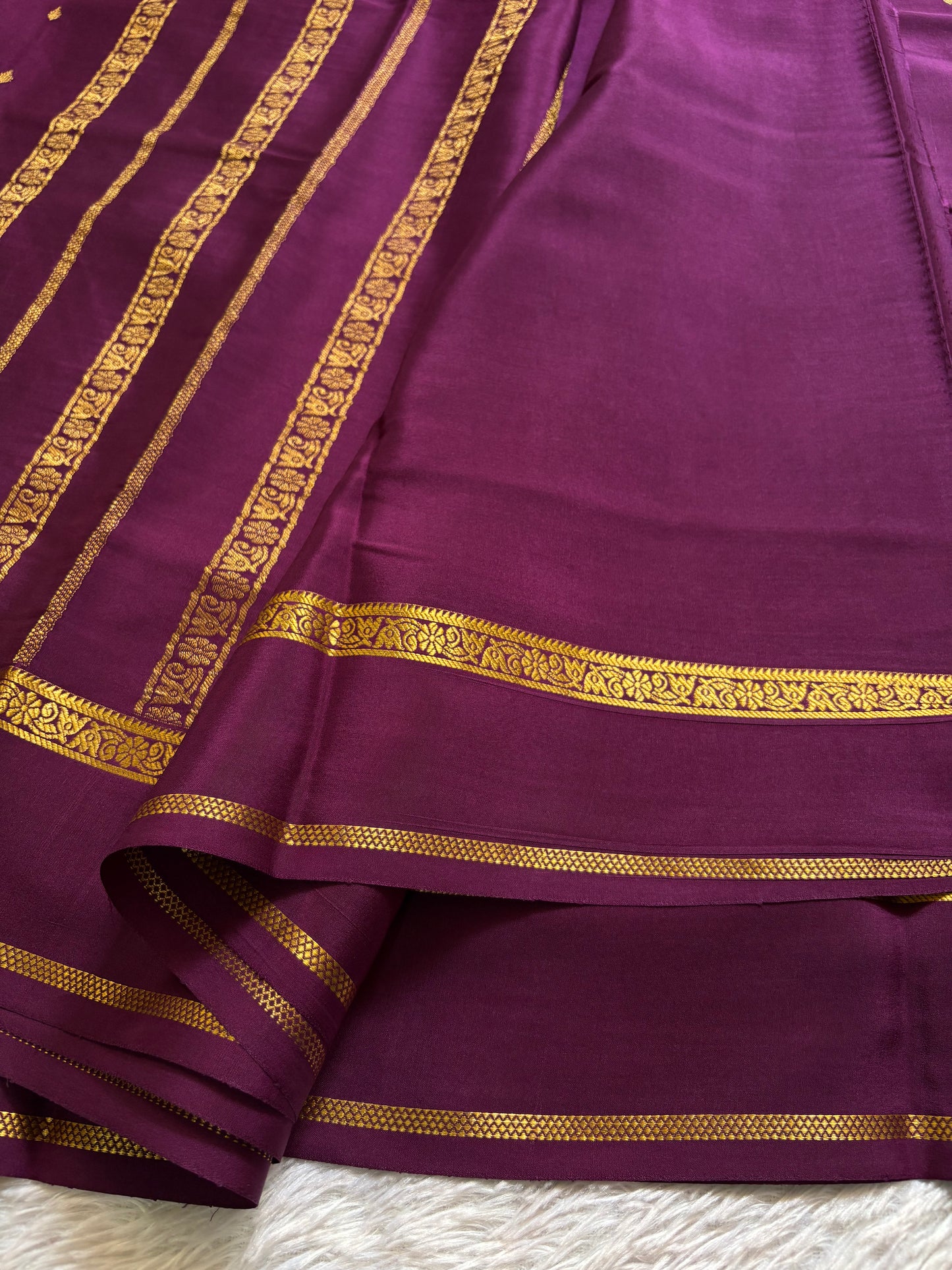 Avani : Solid Deep magenta