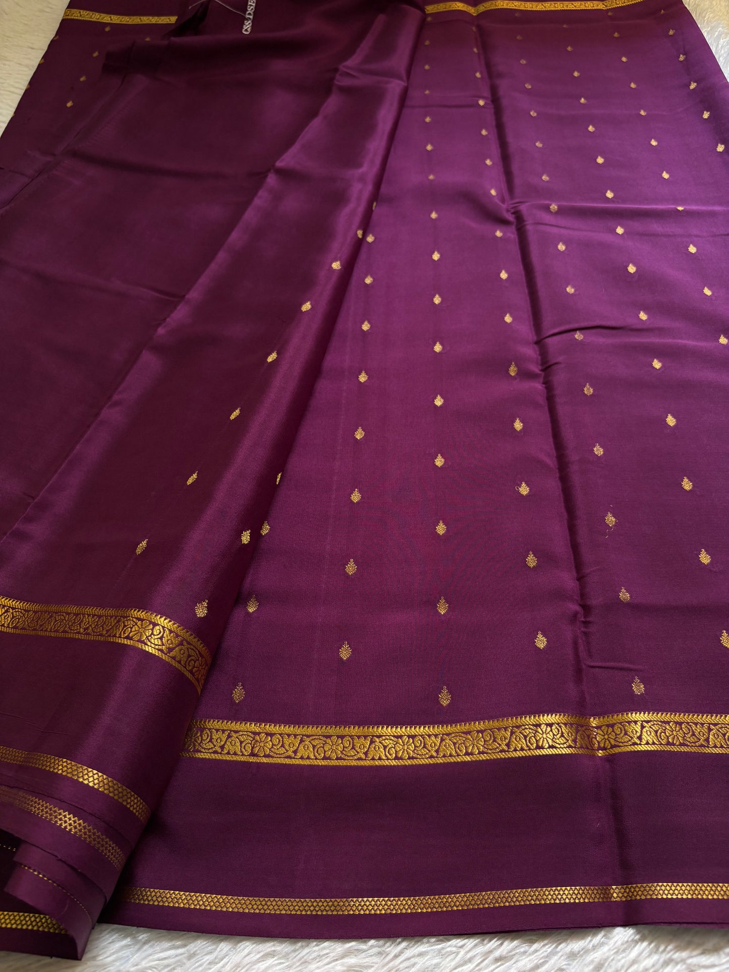 Avani : Solid Deep magenta