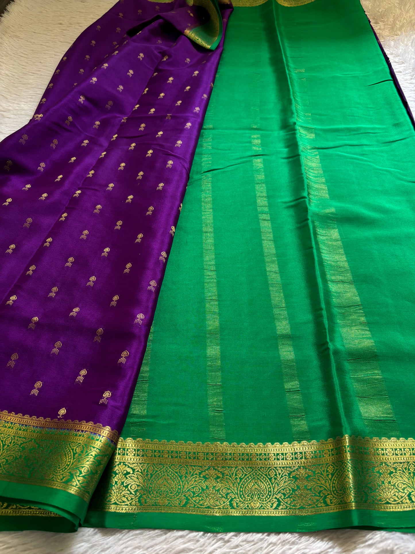 Soumya (2D) : Purple-emerald green