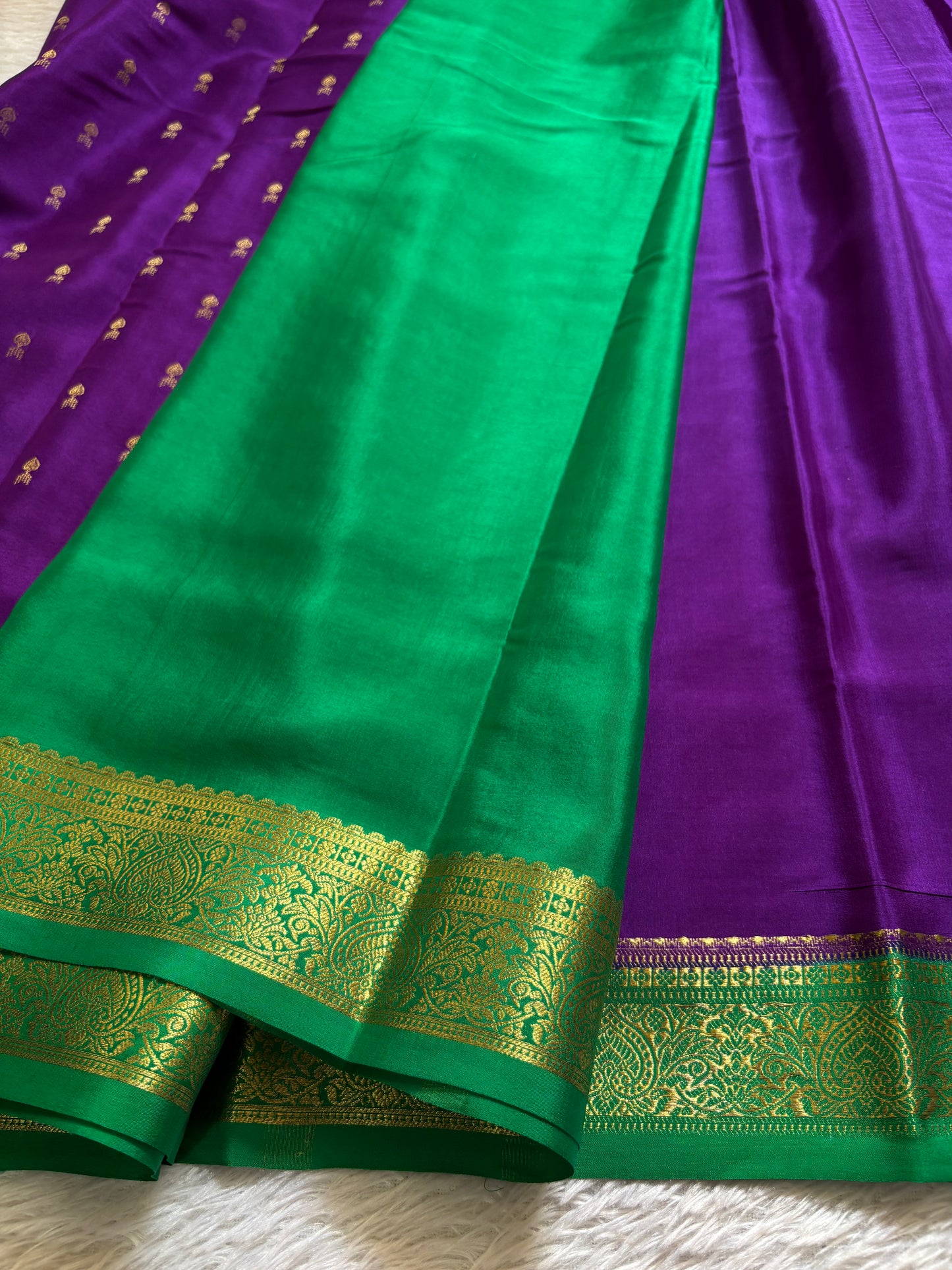 Soumya (2D) : Purple-emerald green