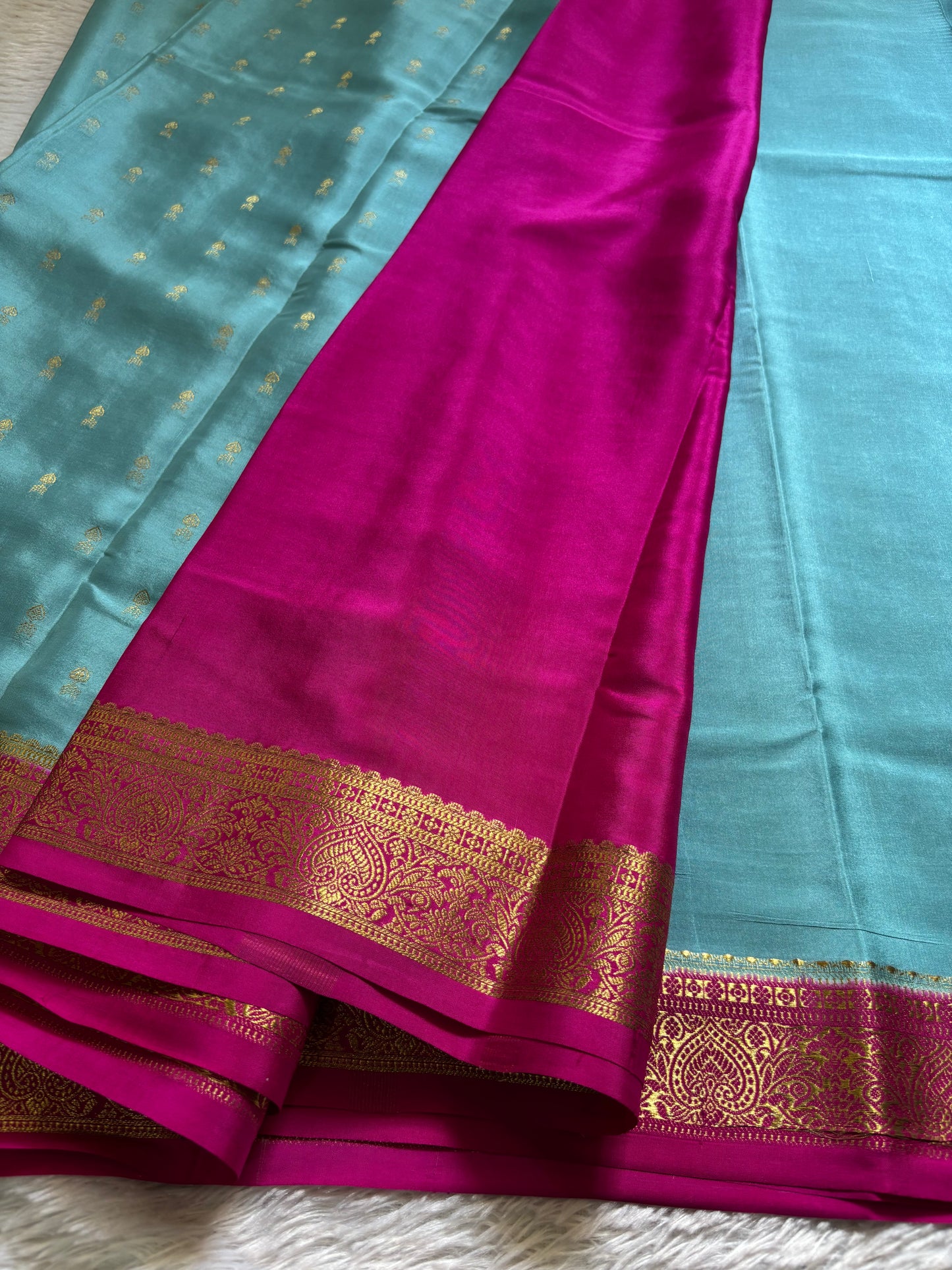 Soumya (2D) : Sky blue-rani pink