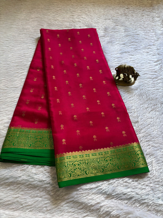 Soumya (2D) : Dark pink-leaf green