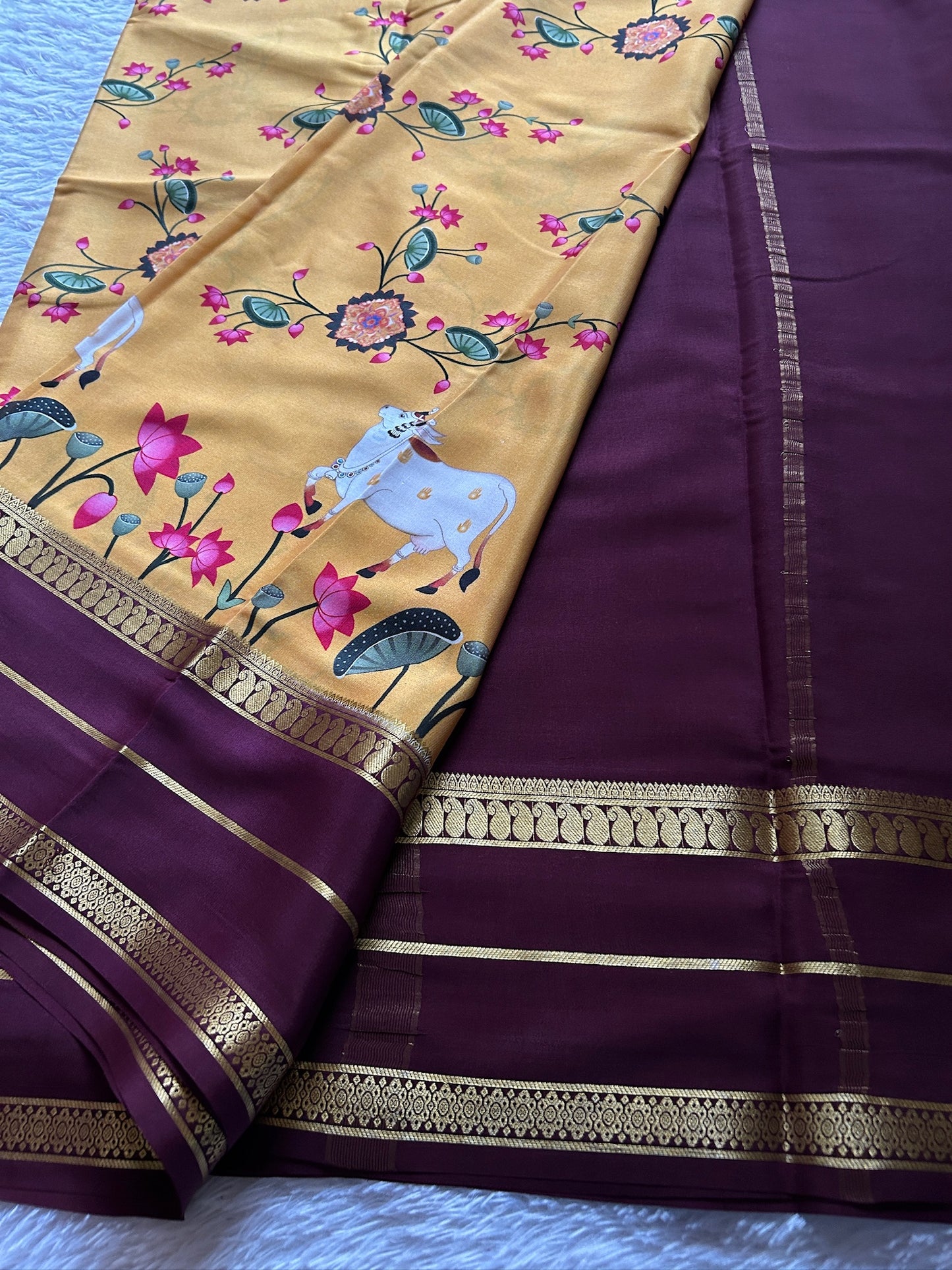 Kasturi (2D) : Golden yellow-chocolate brown