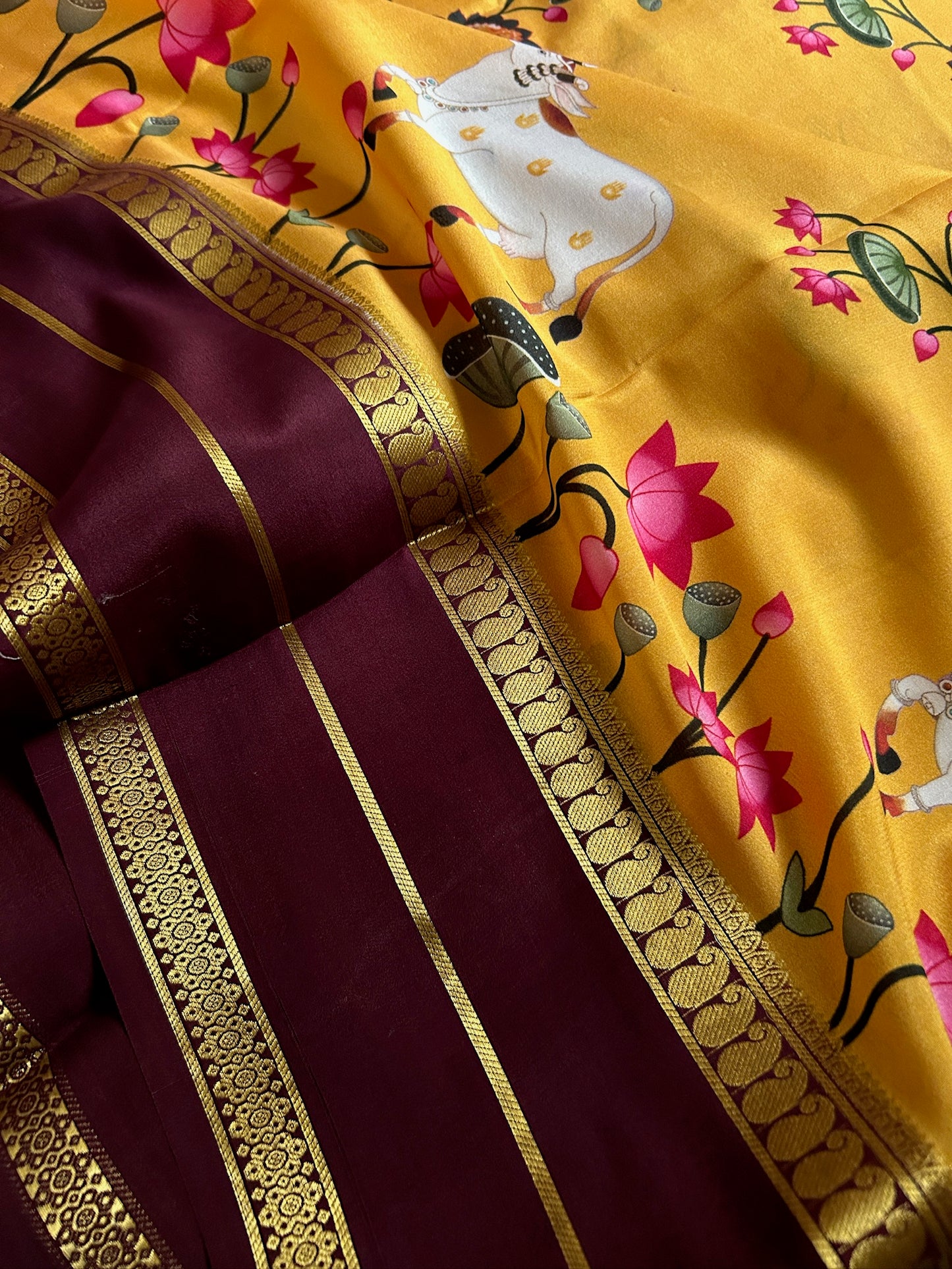 Kasturi (2D) : Golden yellow-chocolate brown