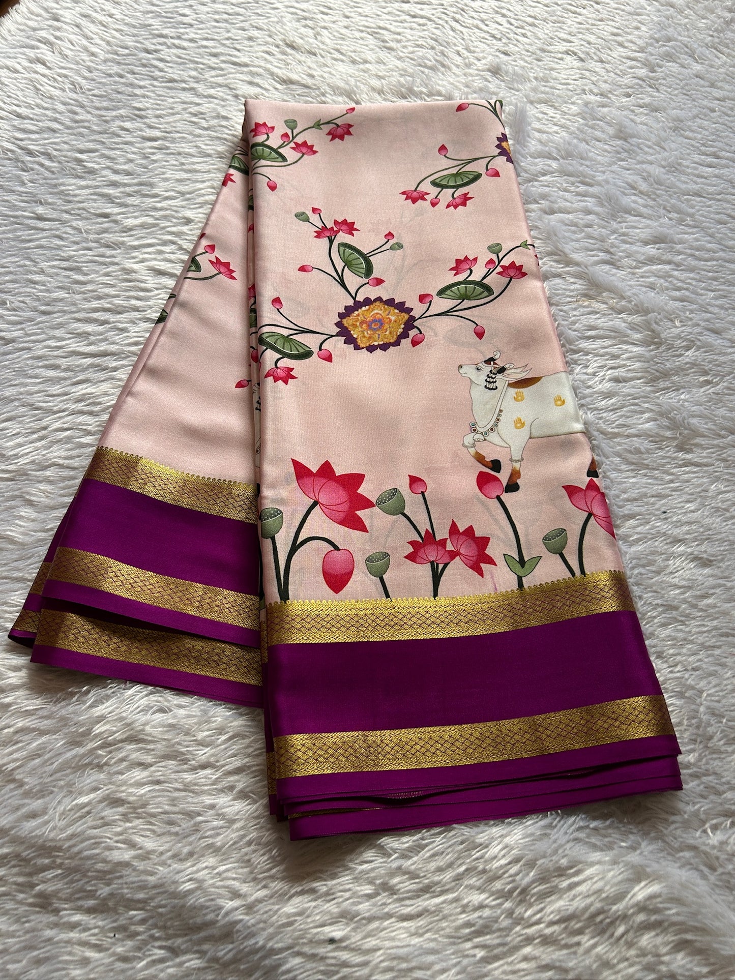 Kasturi (2D) : Light peach-magenta