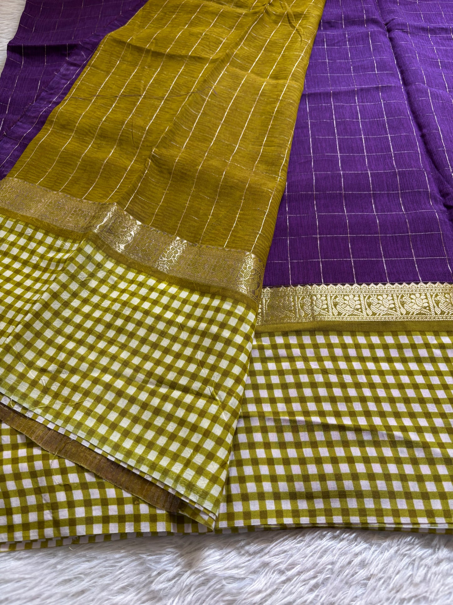 NAL209 (2D) : Violet-dark olive