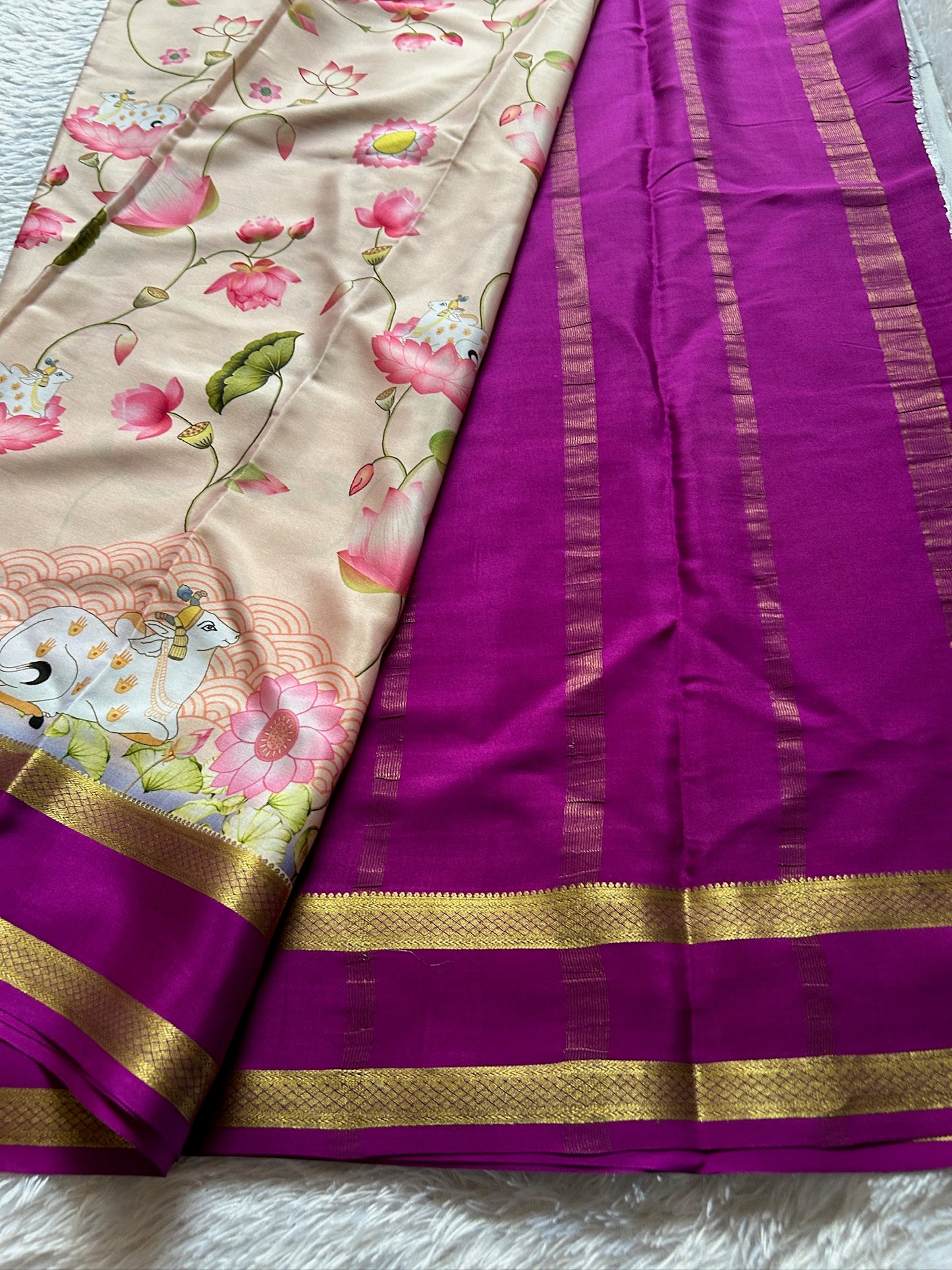 Kasturi (2D) : Light peach-magenta