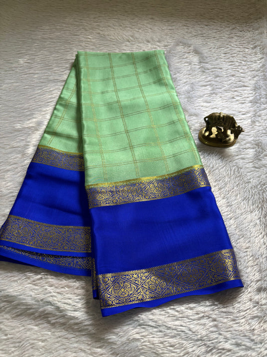 Vasudha (2D) : Mint green-royal blue