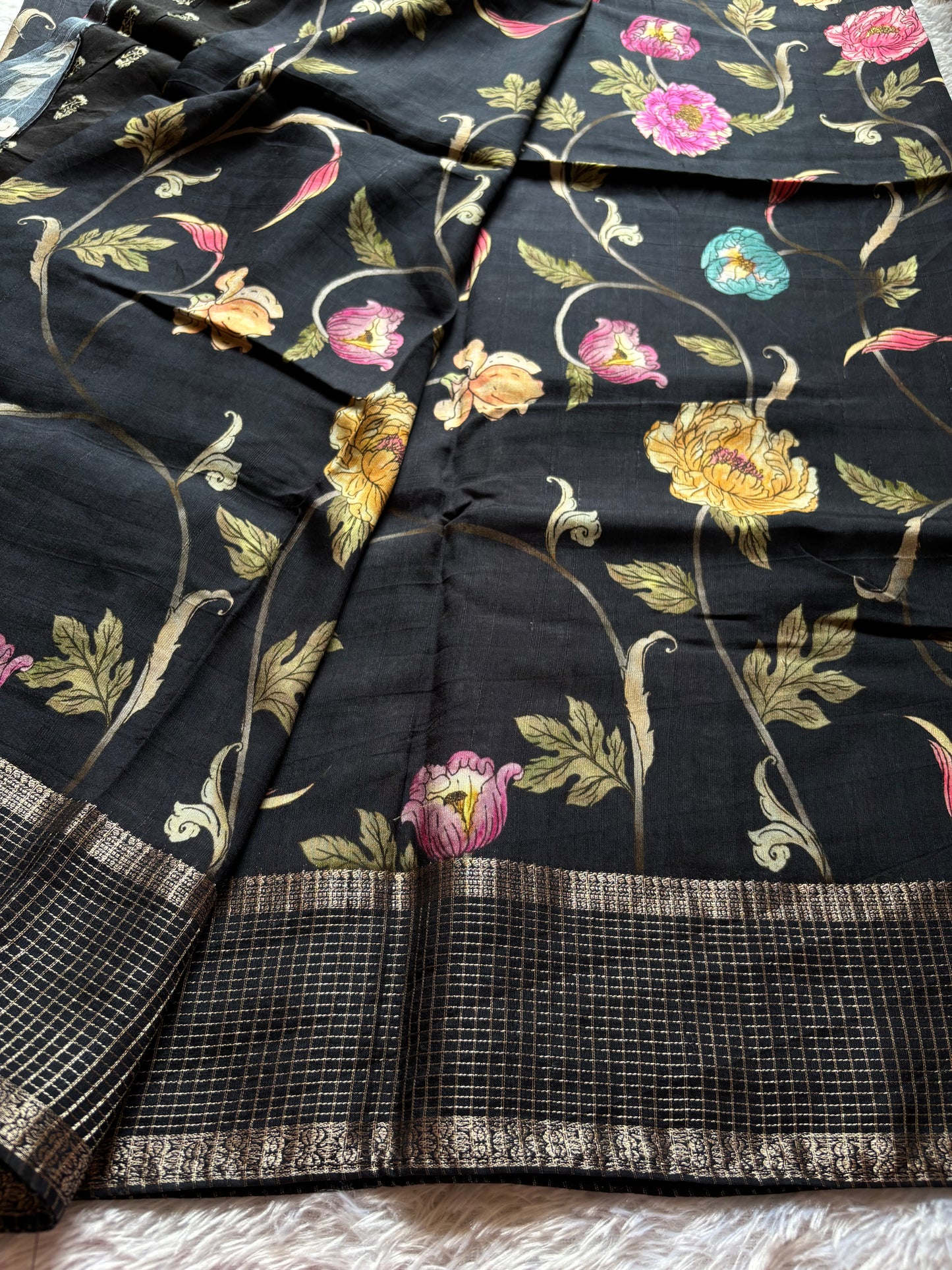 SS119 : Printed Black