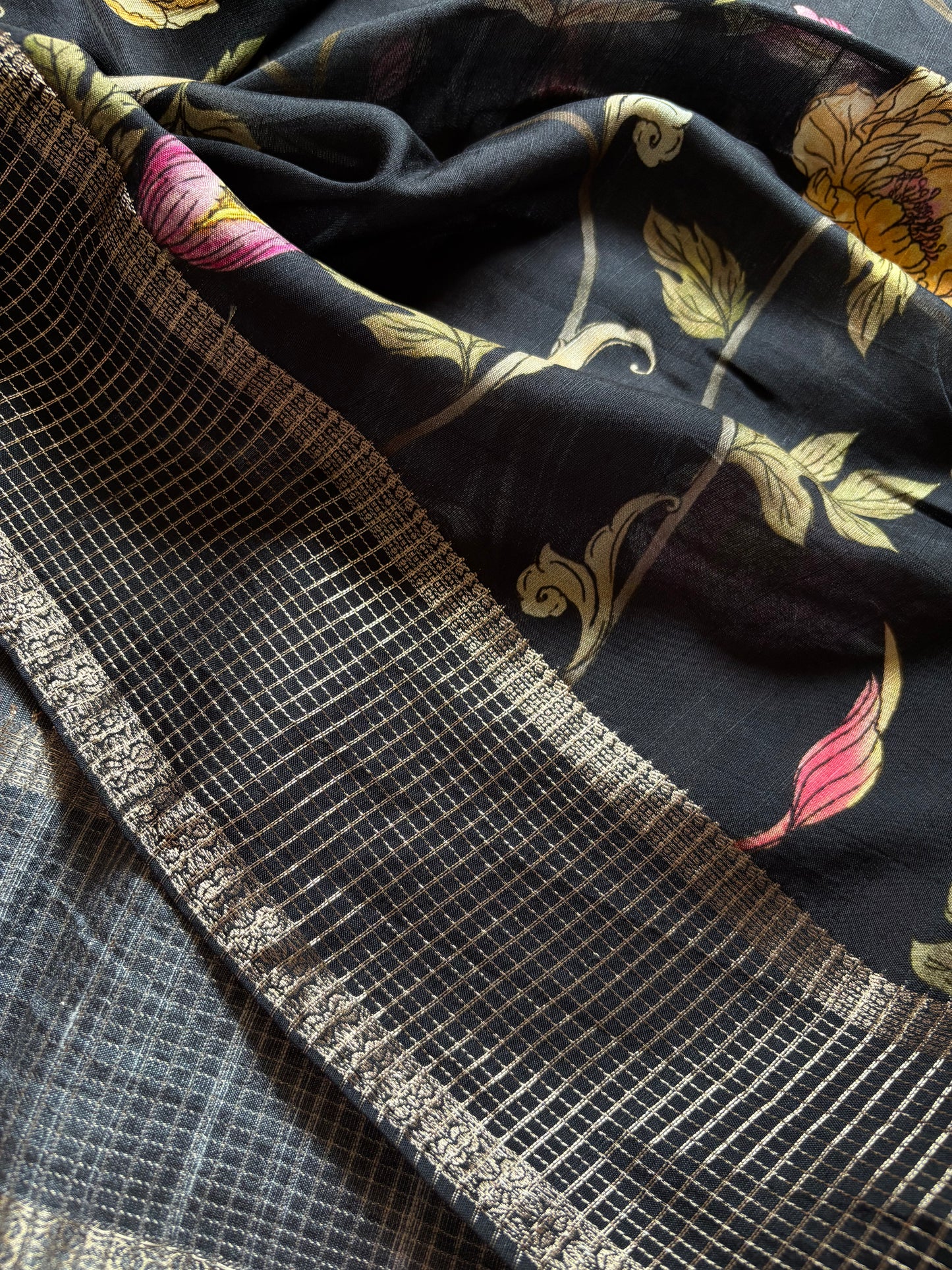SS119 : Printed Black