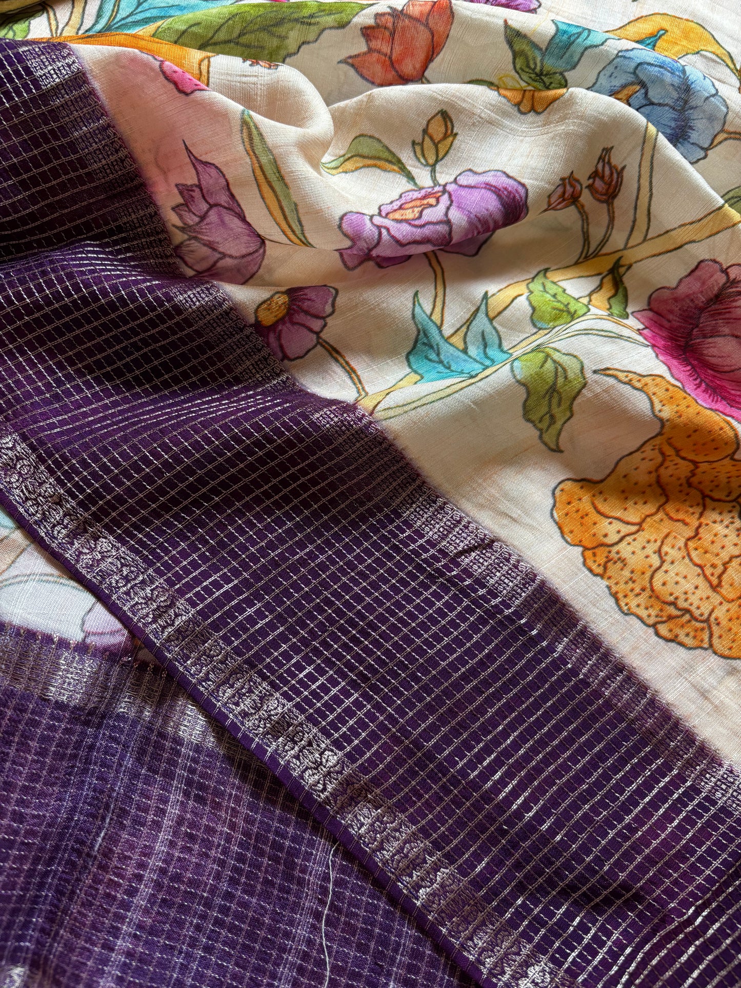 SS119 : Printed Off white-dark purple