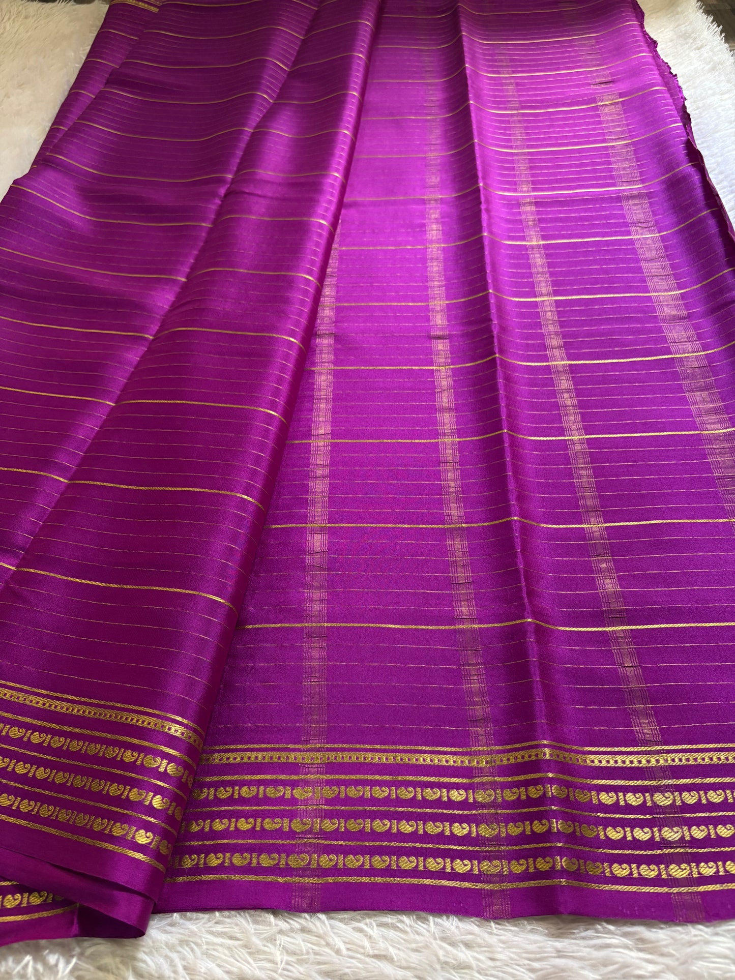 Meghana : Solid Magenta
