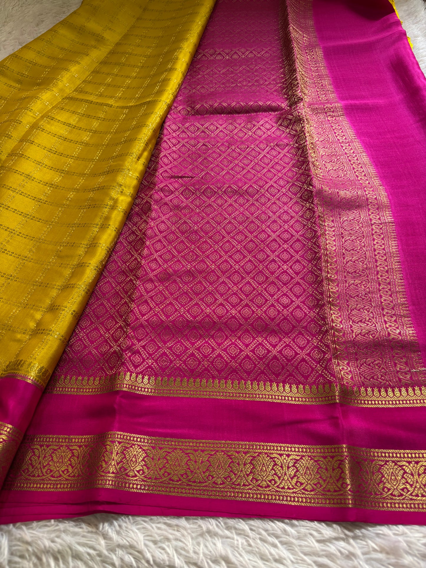 Saroj (2D) : Golden yellow-rani pink