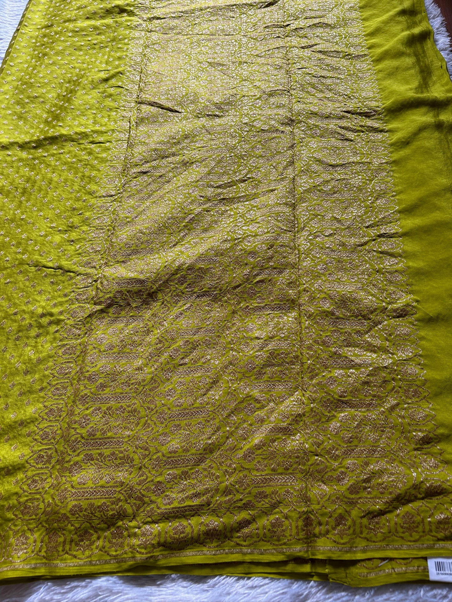 Mahiya : Solid Mehendi green