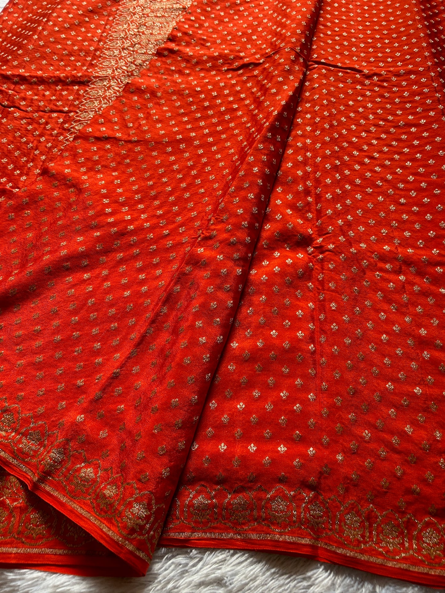 Mahiya : Solid Dark Orange