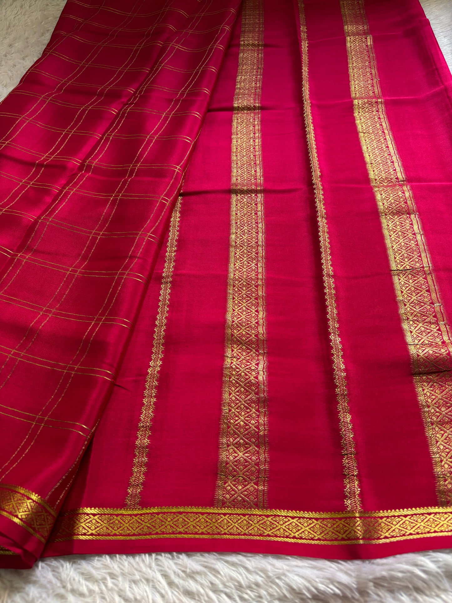 Supriya : Solid Dark pink