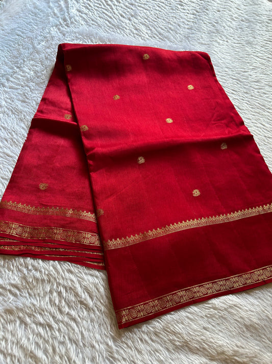 SS104 : Solid Red